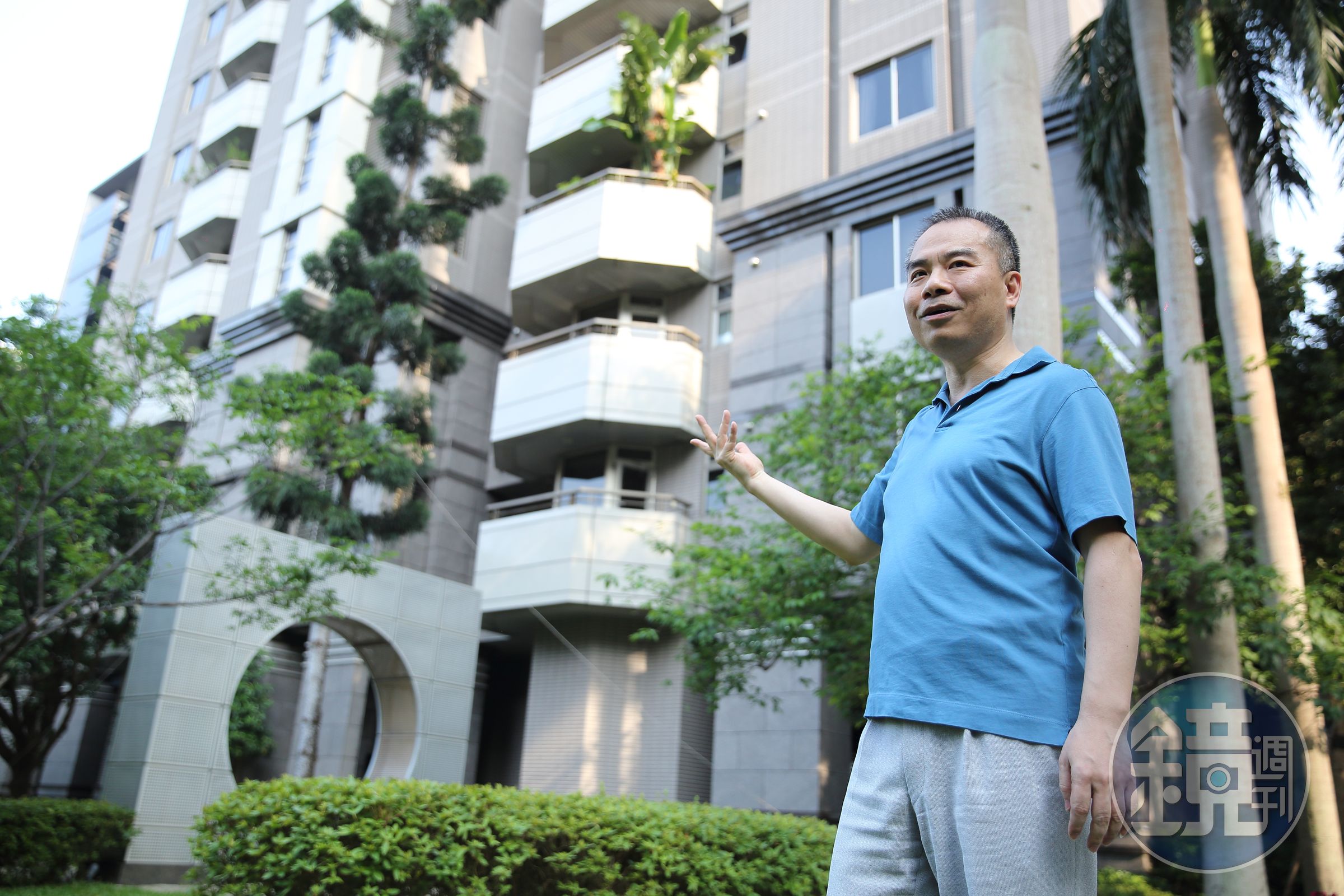 張松允在股市中征戰30載，身家上億元，但現實中的他是一個崇尚簡單、和藹的鄰家阿伯。