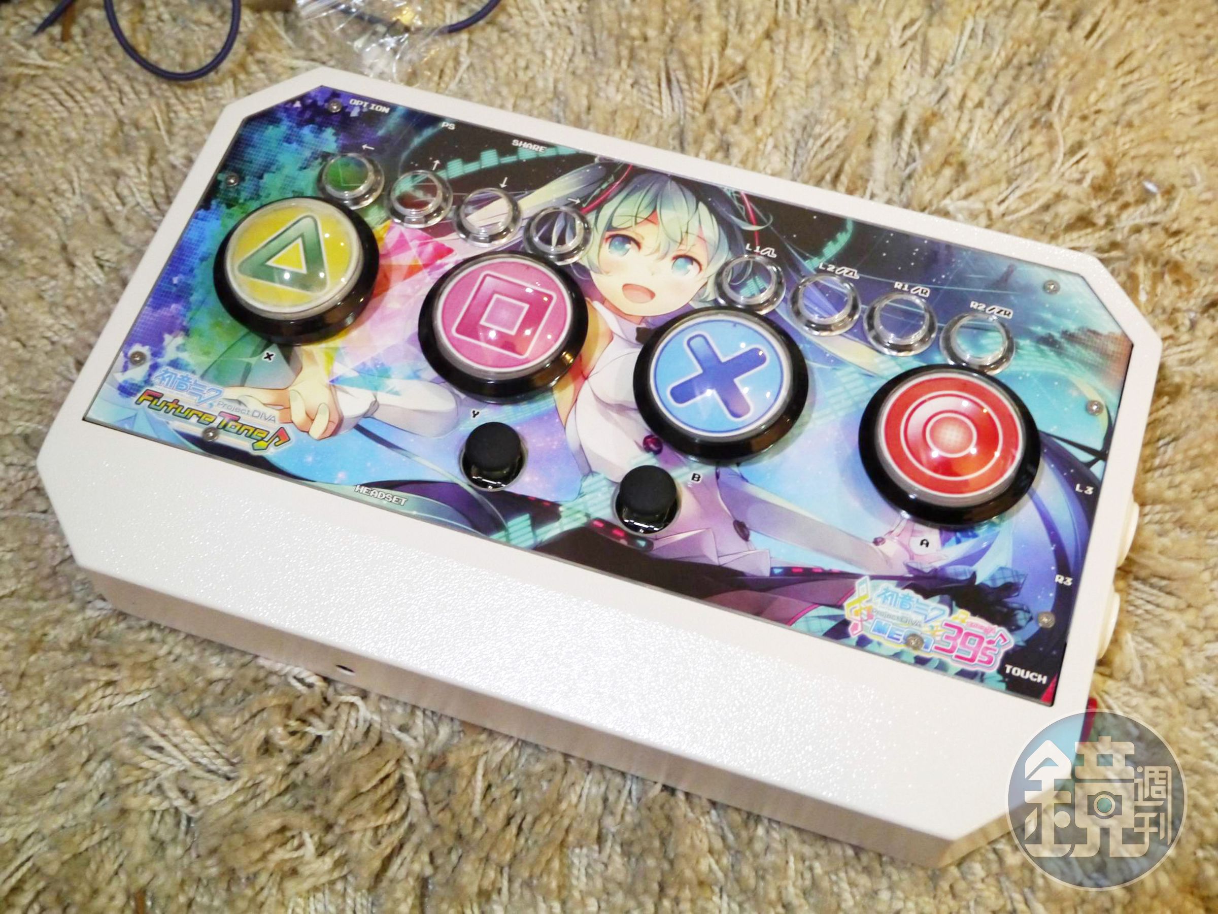 黃仲農不玩音樂遊戲，但為了替音Game玩家製作搖桿，花了許多時間研究。（公館快打提供）