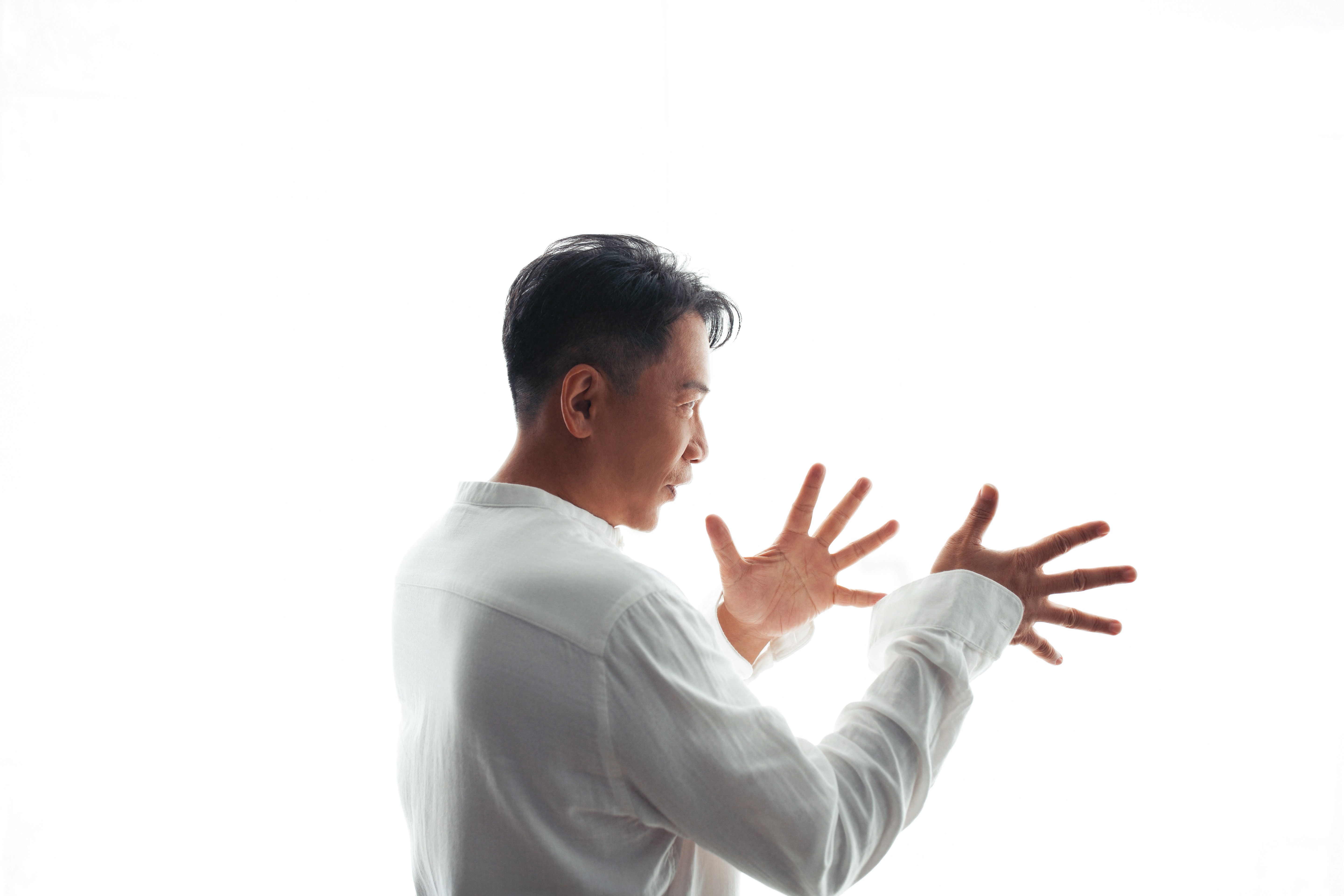 從幕前表演又轉入幕後的經驗傳承，許傑輝說到了50歲才明白這些道理，想分享給後輩，不希望他們有一天抱怨，「都沒有人教！」