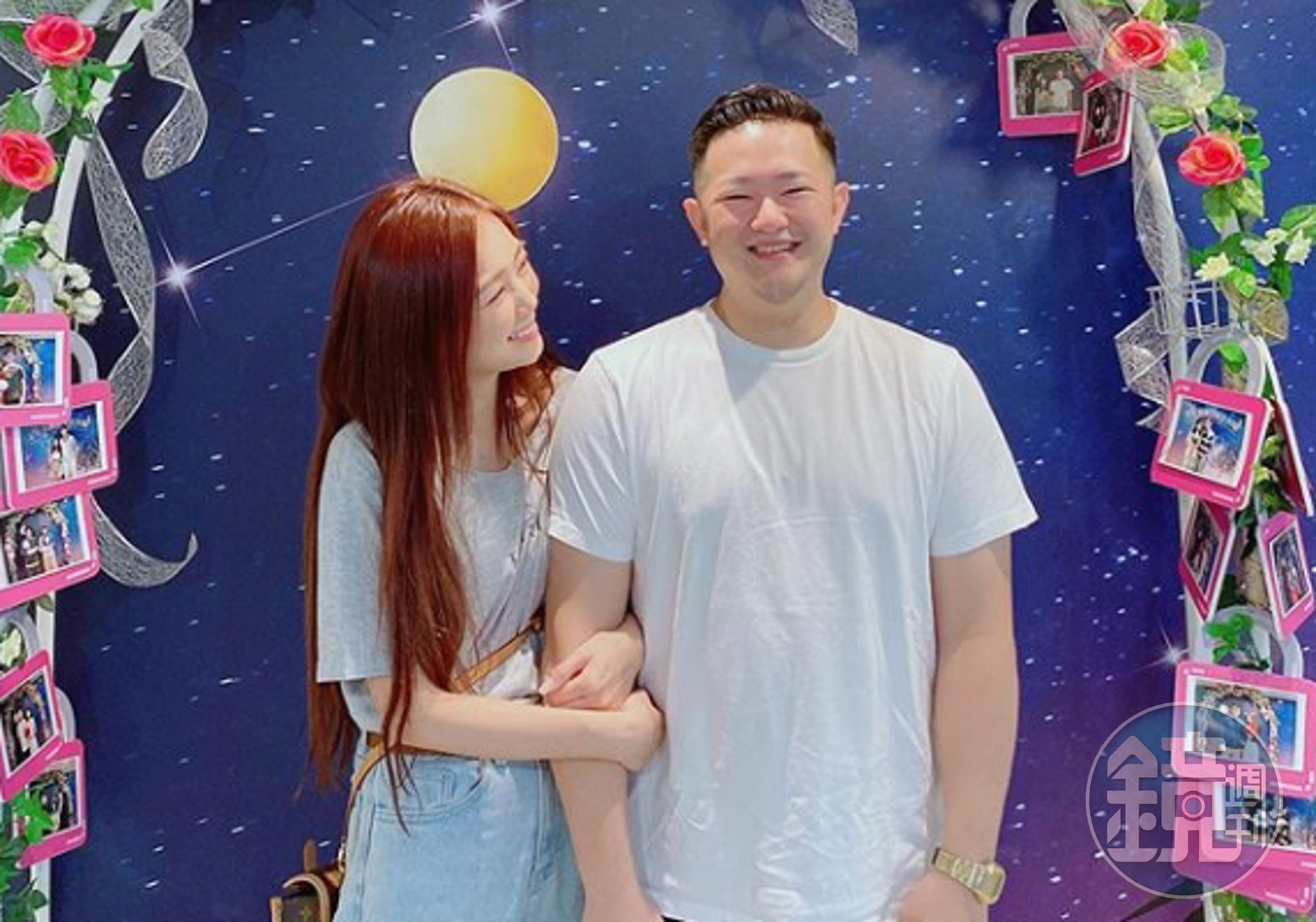 32歲的丫頭（詹子晴）和警政署前署長王卓鈞之子王惟立（William），今早登記結婚。（翻攝自ㄚ頭IG）