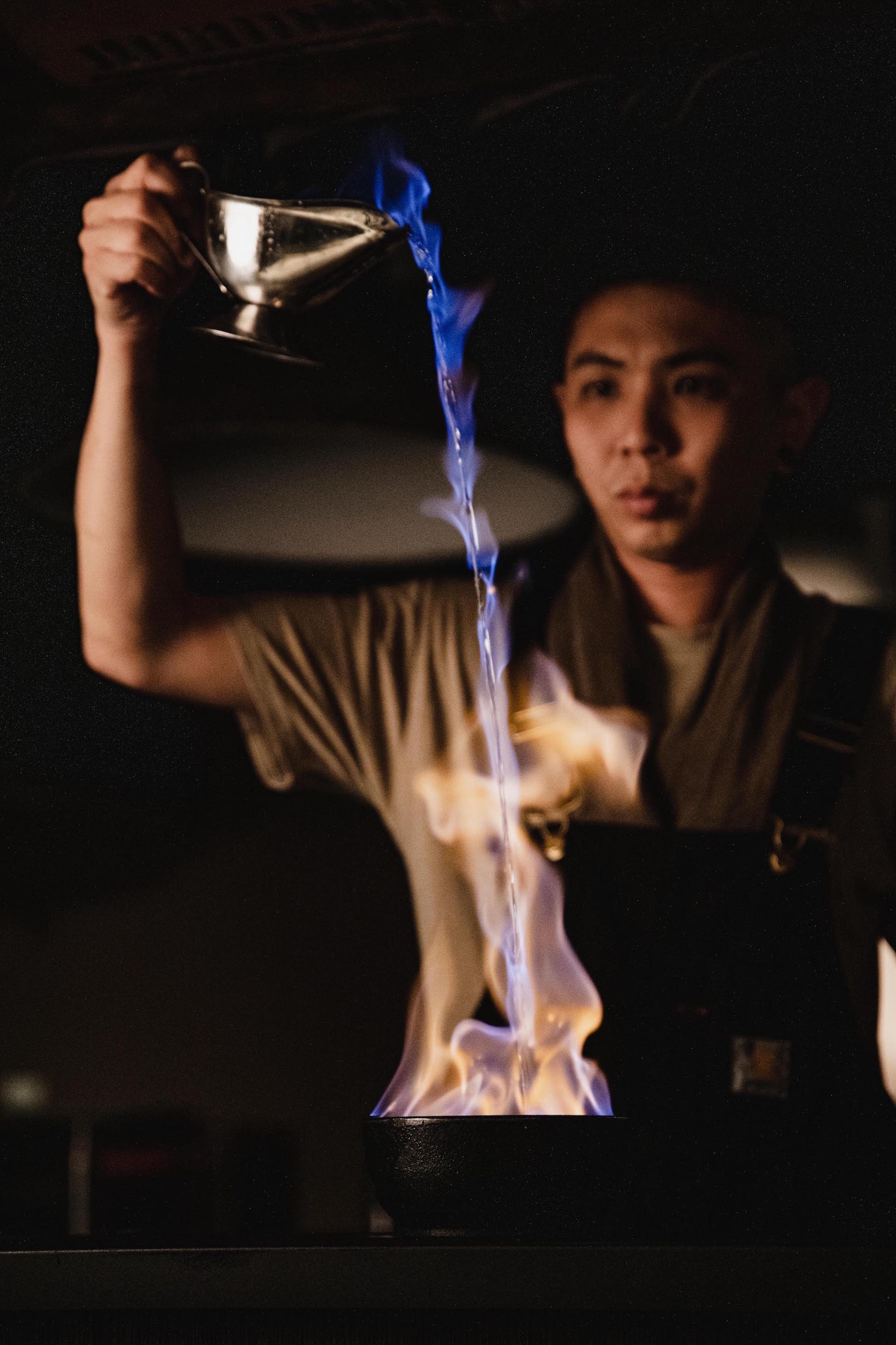 FirePlay Taipei主廚Nick被料理圈封為「最會玩火的男人」。（FirePlay Taipei提供）
