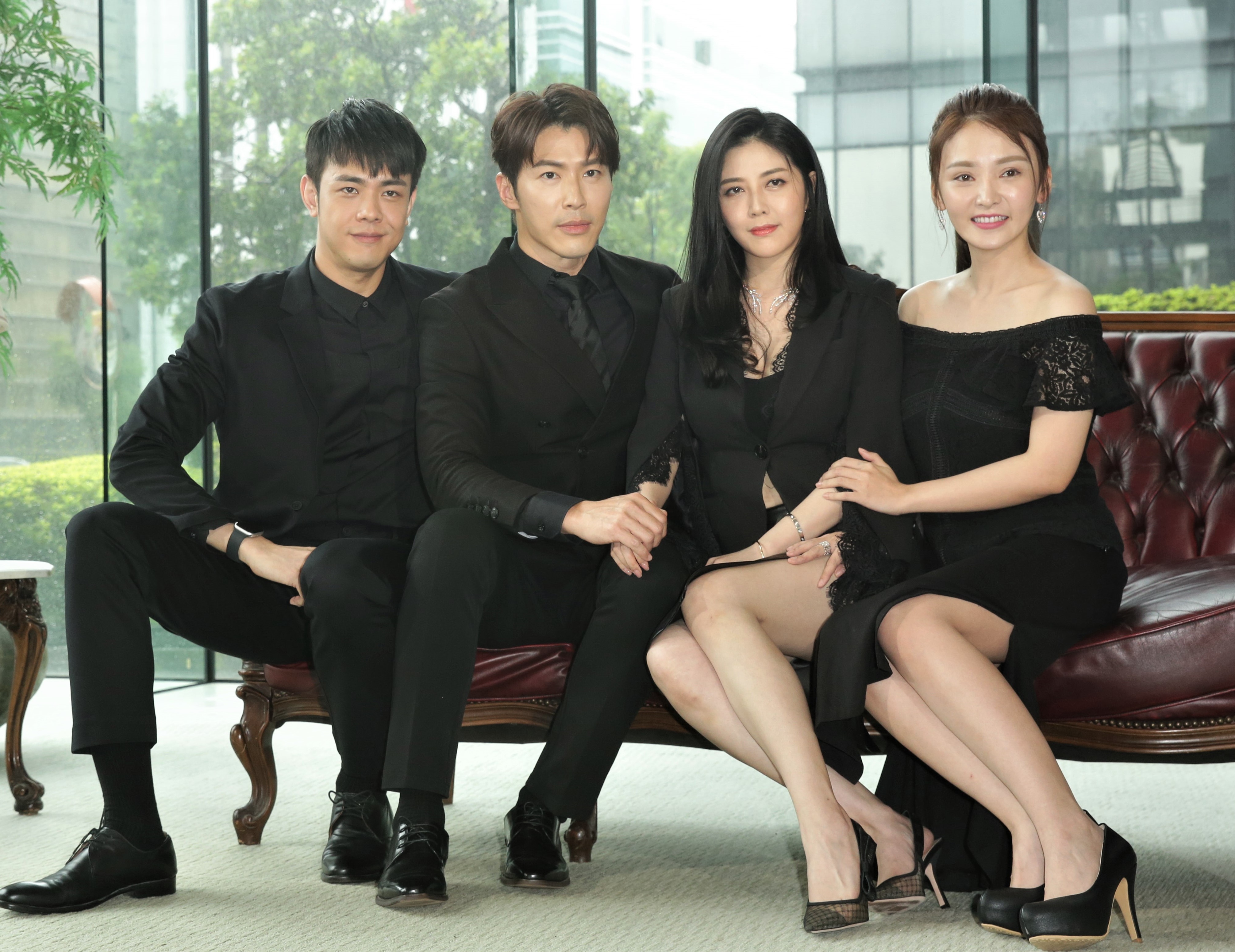 李家慶、黃少祺、韓瑜、陳子玄在《天之驕女》組成「黑心家庭」。