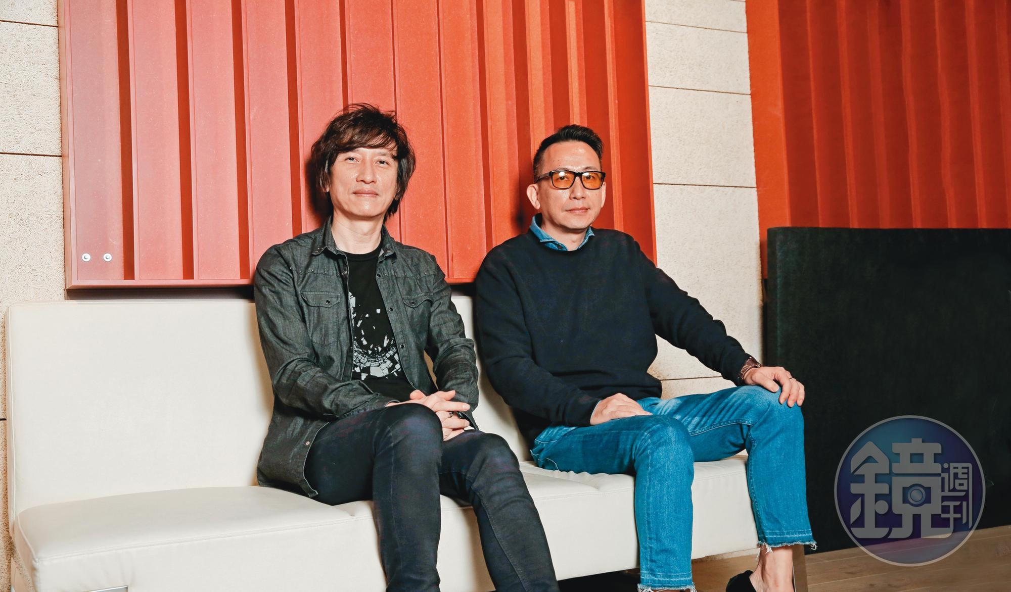 青夢會祕書長陳一中(右),與金曲製作人薛忠銘(左),透過音樂賽事串聯產學界。