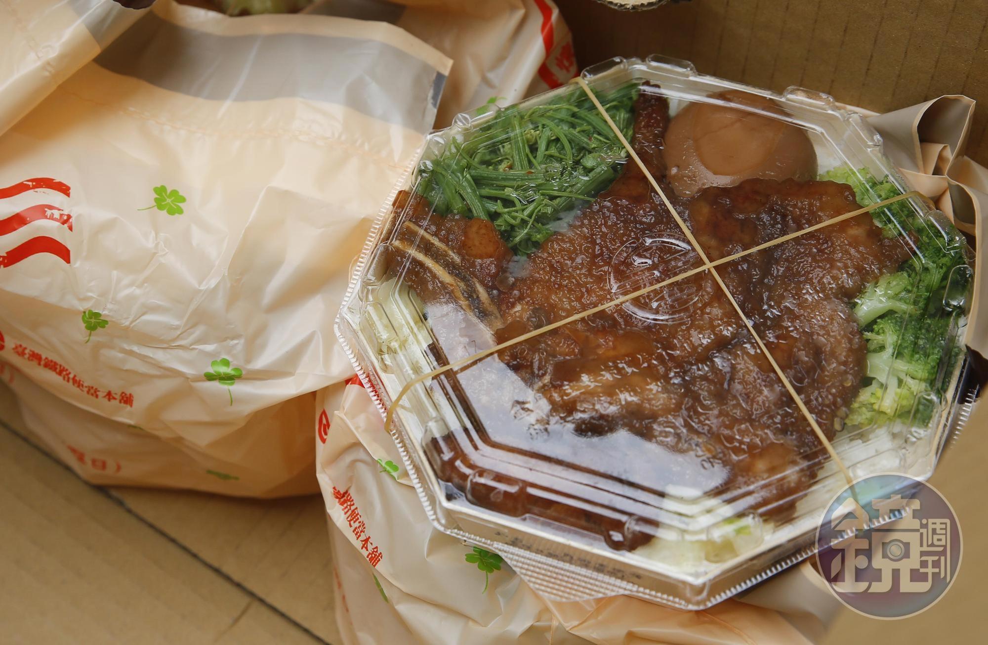 隨著國內疫情趨緩，雙鐵宣布將於6月起開放乘車時飲食，但台鐵表示仍不會在列車上販售餐食。圖為示意圖。