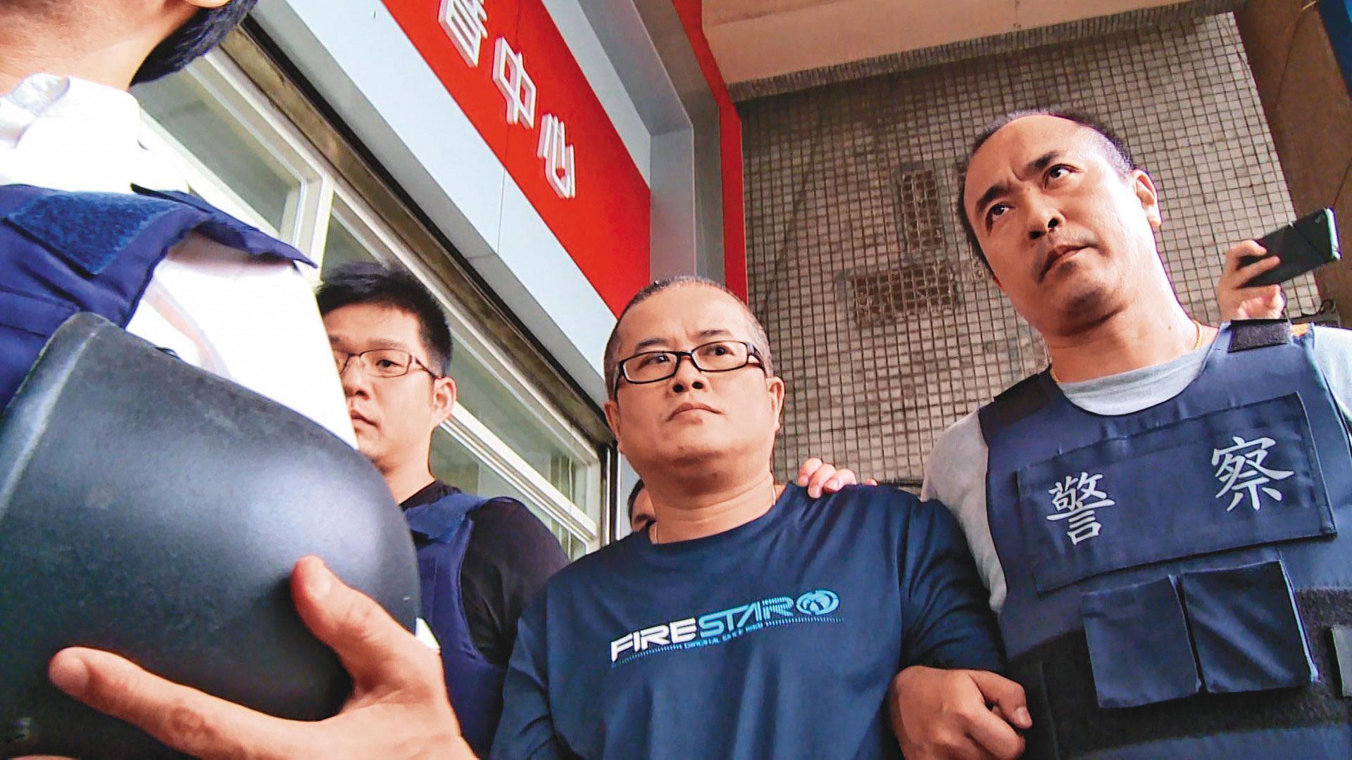 許萬珍殺人後變裝逃逸,30小時內被警方逮到。(東森新聞提供)