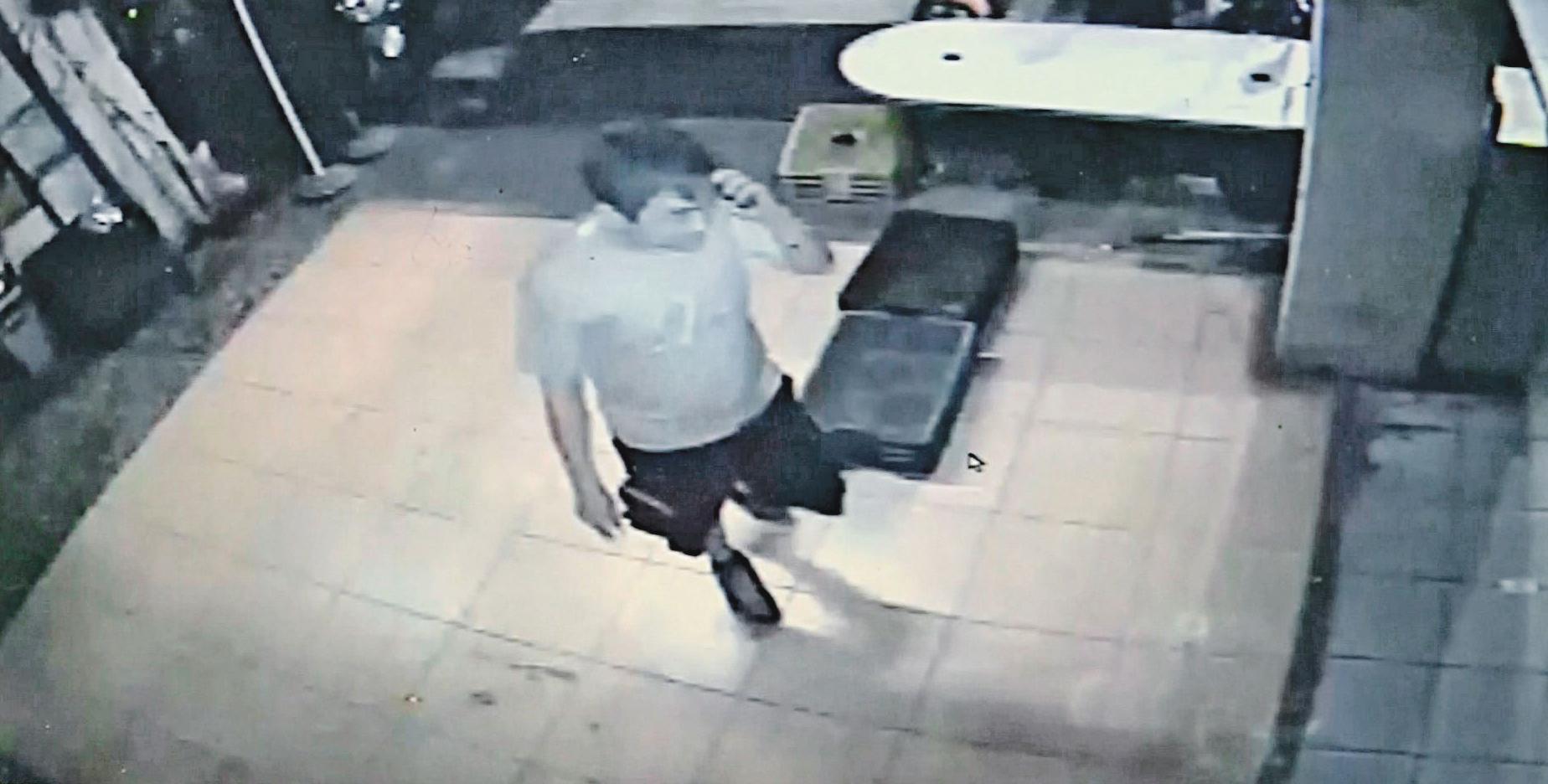 呂姓債主(圖)幸運逃過死劫,並向警方透露凶手身分。(翻攝畫面)