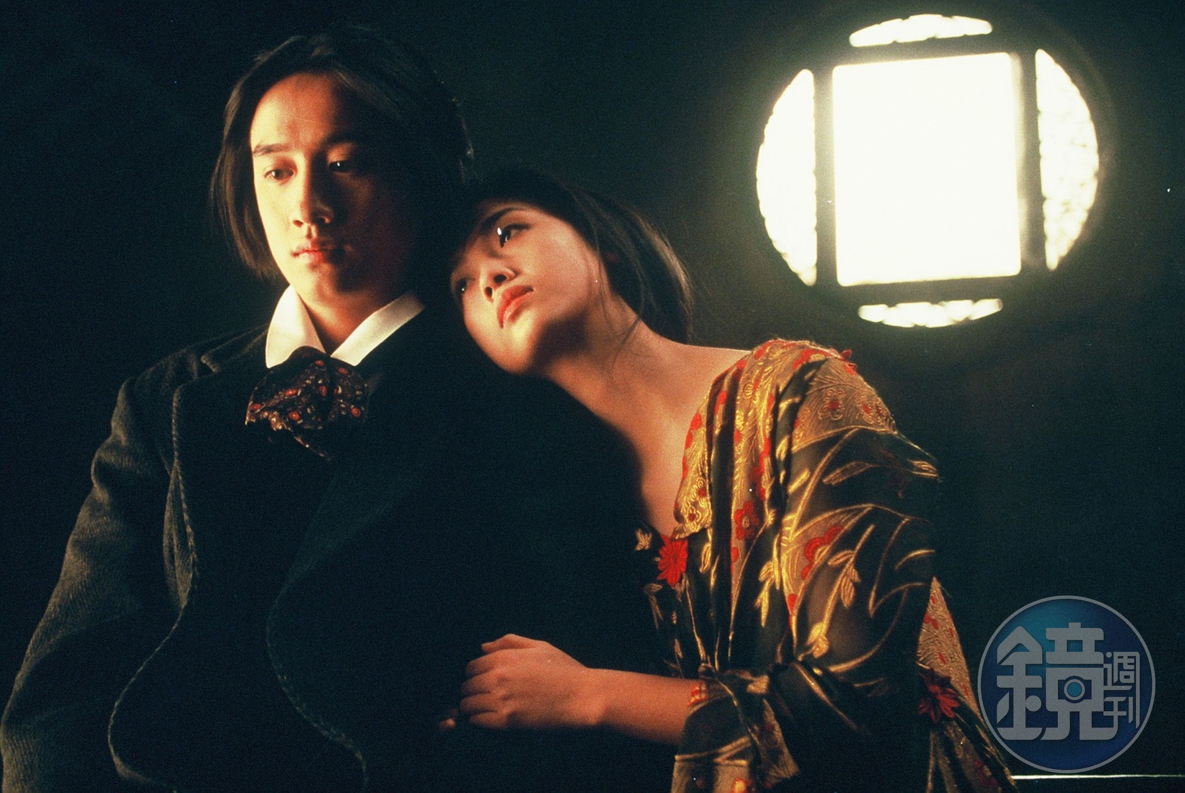 黃磊因《夜半歌聲》知名度大開，之後陸續發片演出電視劇。（華映提供）