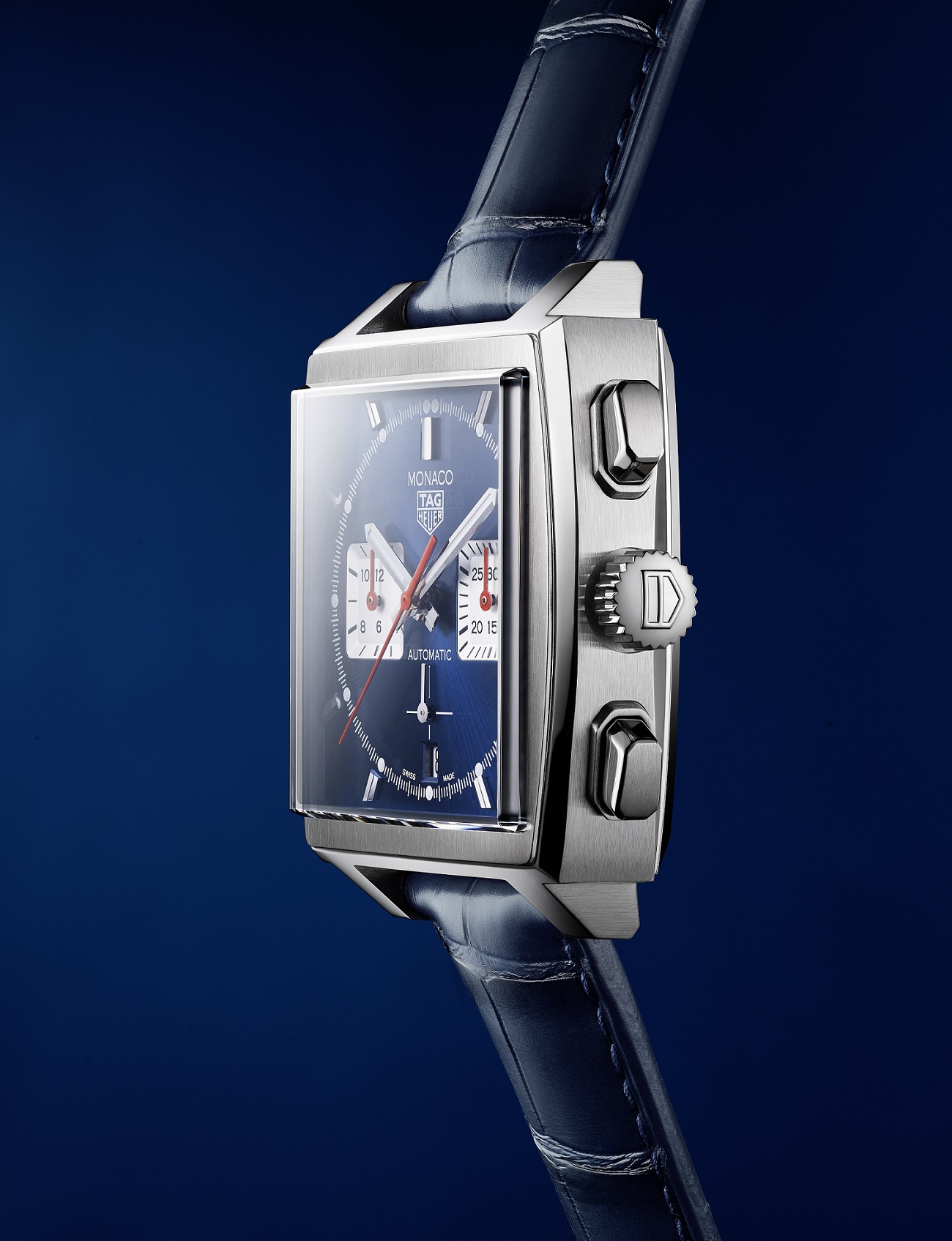 TAG Heuer Monaco Calibre Heuer 02 自動計時腕錶 NT$201,900 。（TAG Heuer提供）