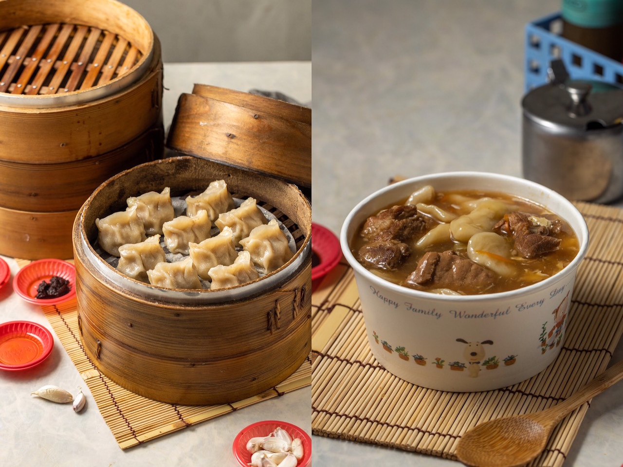 「許記蒸餃」兩大天王菜色就是「蒸餃」搭配「麵糰排骨」。