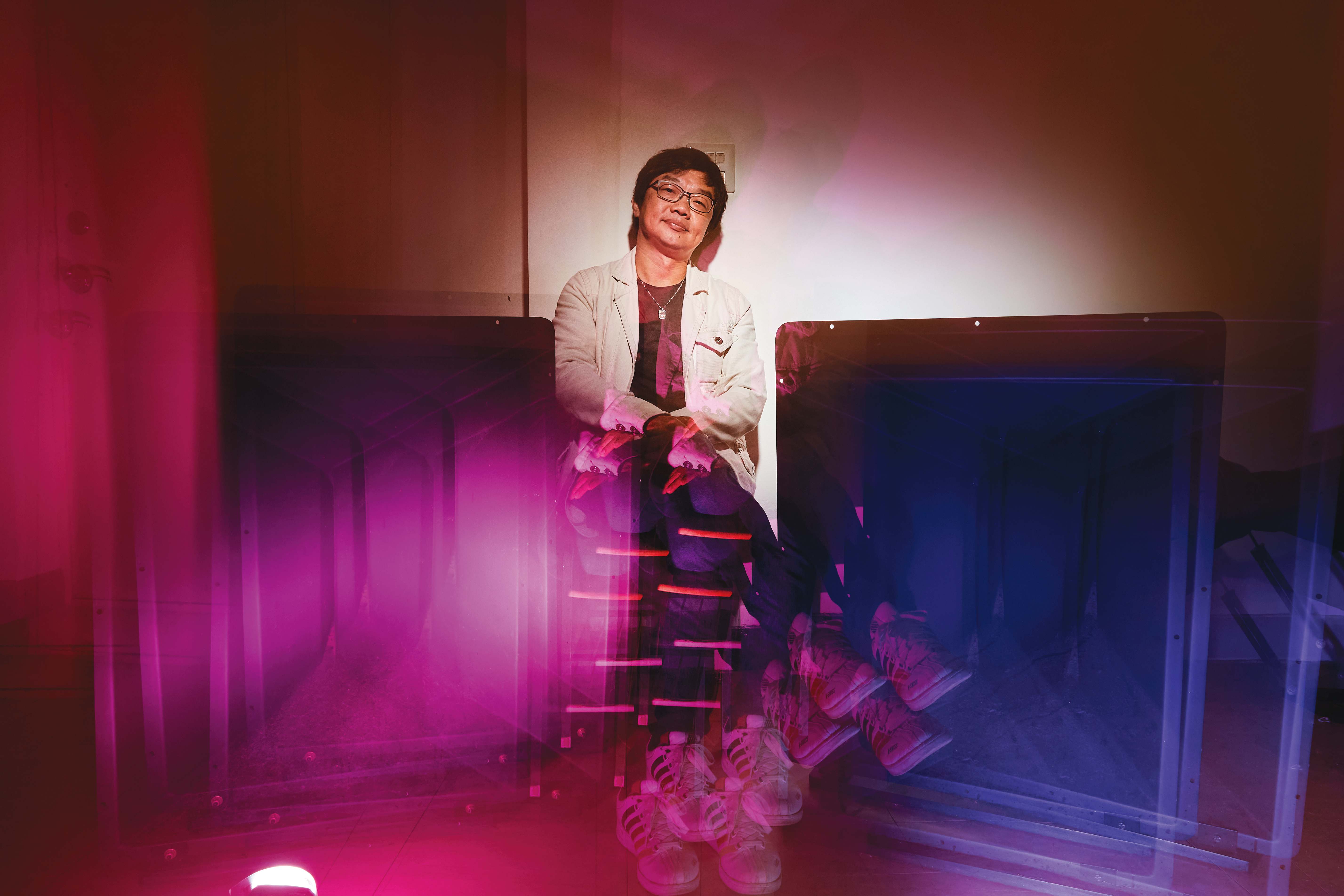 片廠基層出身的曹源峰從事聲音工作20多年，歷經台灣電影產業興衰與技術變革。