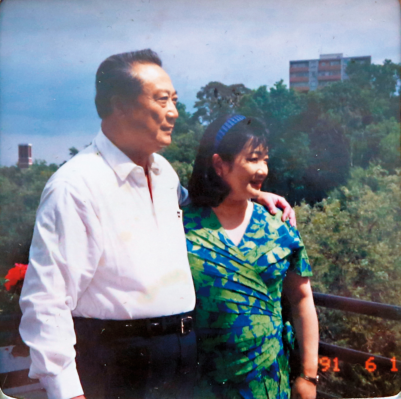 辜濓松與夫人辜林瑞慧的出遊照。(辜林瑞慧提供)
