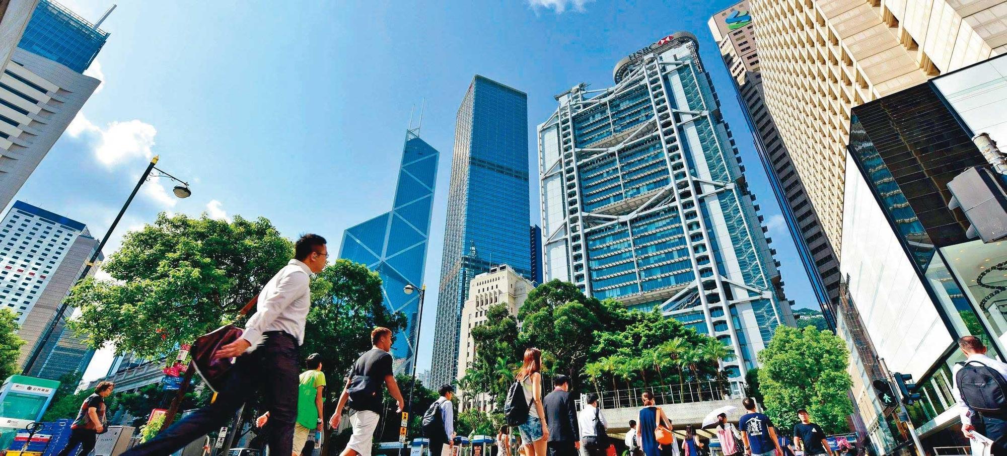 香港沒外匯管制，金融監理環境優越，繼阿里巴巴後，京東和網易都計畫在港2次上市。（翻攝brand hong kong臉書）