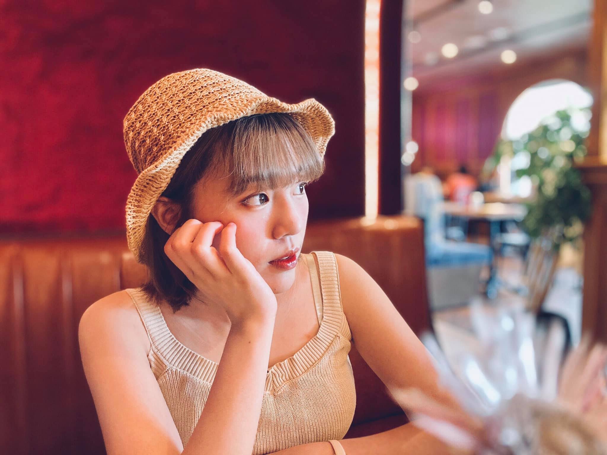 抗癌正妹謝采倪，日前在粉專分享一名母親到高級餐廳外帶全熟牛排遭拒的故事。（翻攝自謝采倪粉專）