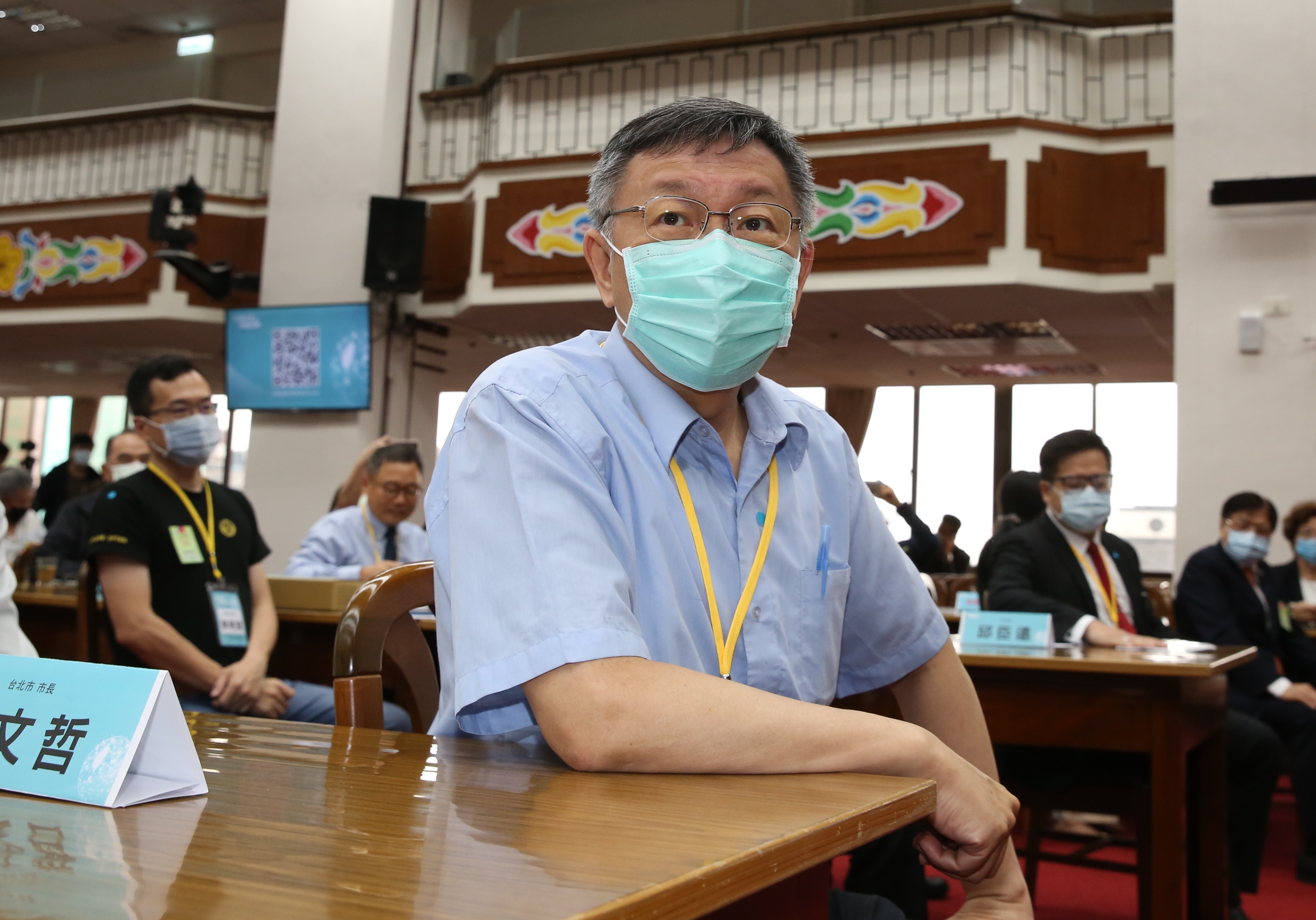 綠營2名台北市議員6月1日的市政總質詢，共花了41分鐘問柯文哲市長（圖）有關高雄市長韓國瑜的議題。