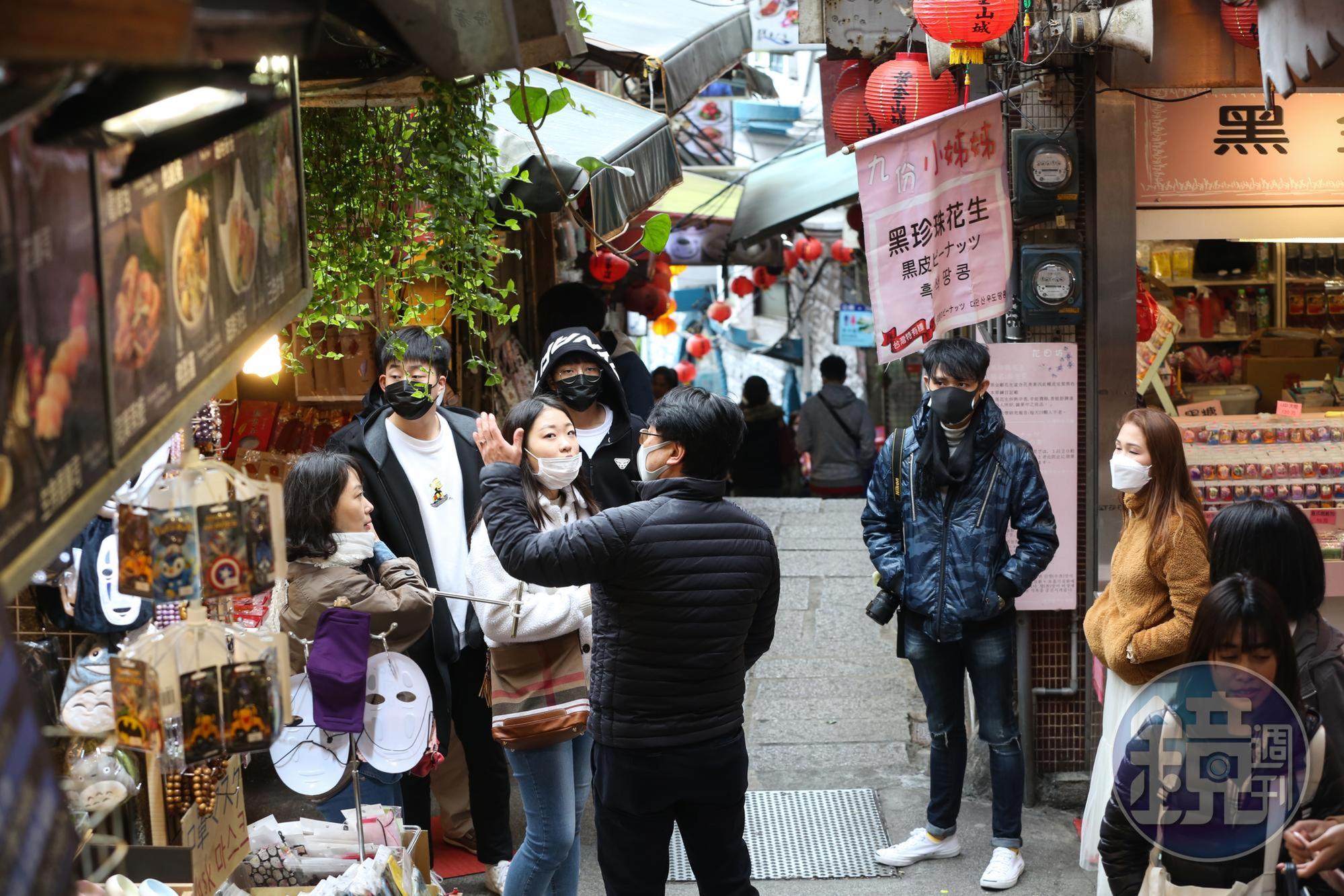 疫情趨緩,7月振興三倍券、安心旅遊補助將陸續上陣,刺激國內旅遊,發卡公司也祭出高回饋搶客。