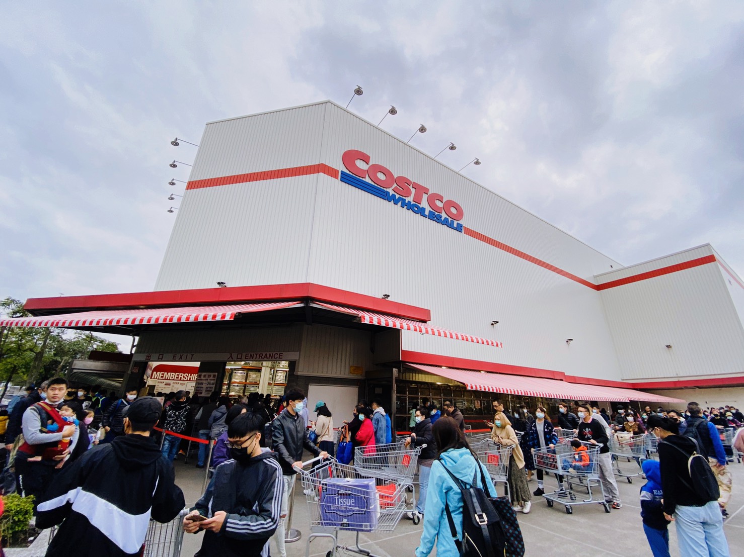 有網友想出將「三倍券」換現金方法，只要透過好市多的退貨機制，就有機會換到3,000元現鈔。