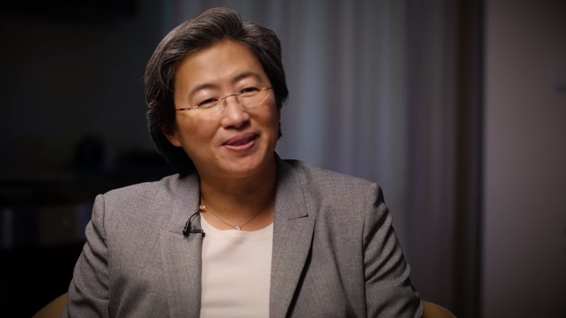 蘇姿丰於2014年接任超微執行長，讓瀕臨破產的超微大變身，成為標普500企業中表現最好的公司。（翻攝自globalsemialliance Youtube影片／AMD官網）