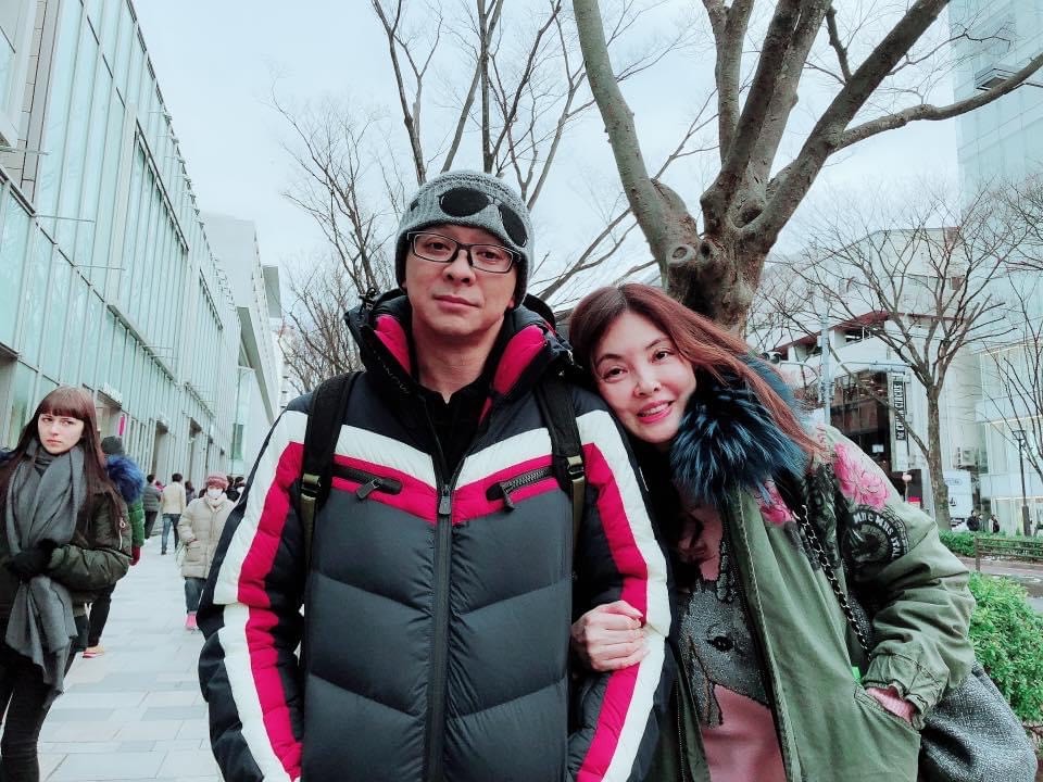 王敏錡(左)指控何如芸婚後生活豪奢不知節制,才釀婚姻生變。(翻攝自何如芸臉書)