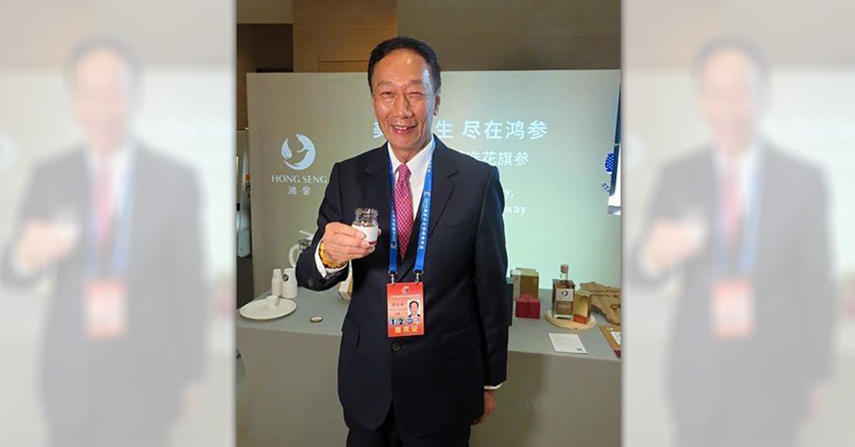 認為健康最重要的郭董，自然覺得送健康就是最好的禮物與祝福。(鴻參提供)