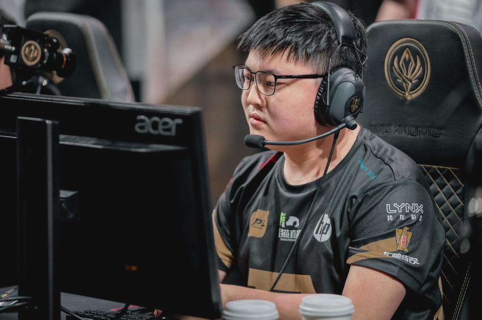 《英雄聯盟》中國明星選手Uzi,因傷痛纏身宣布退役。(翻攝自LOL Esports Flickr)