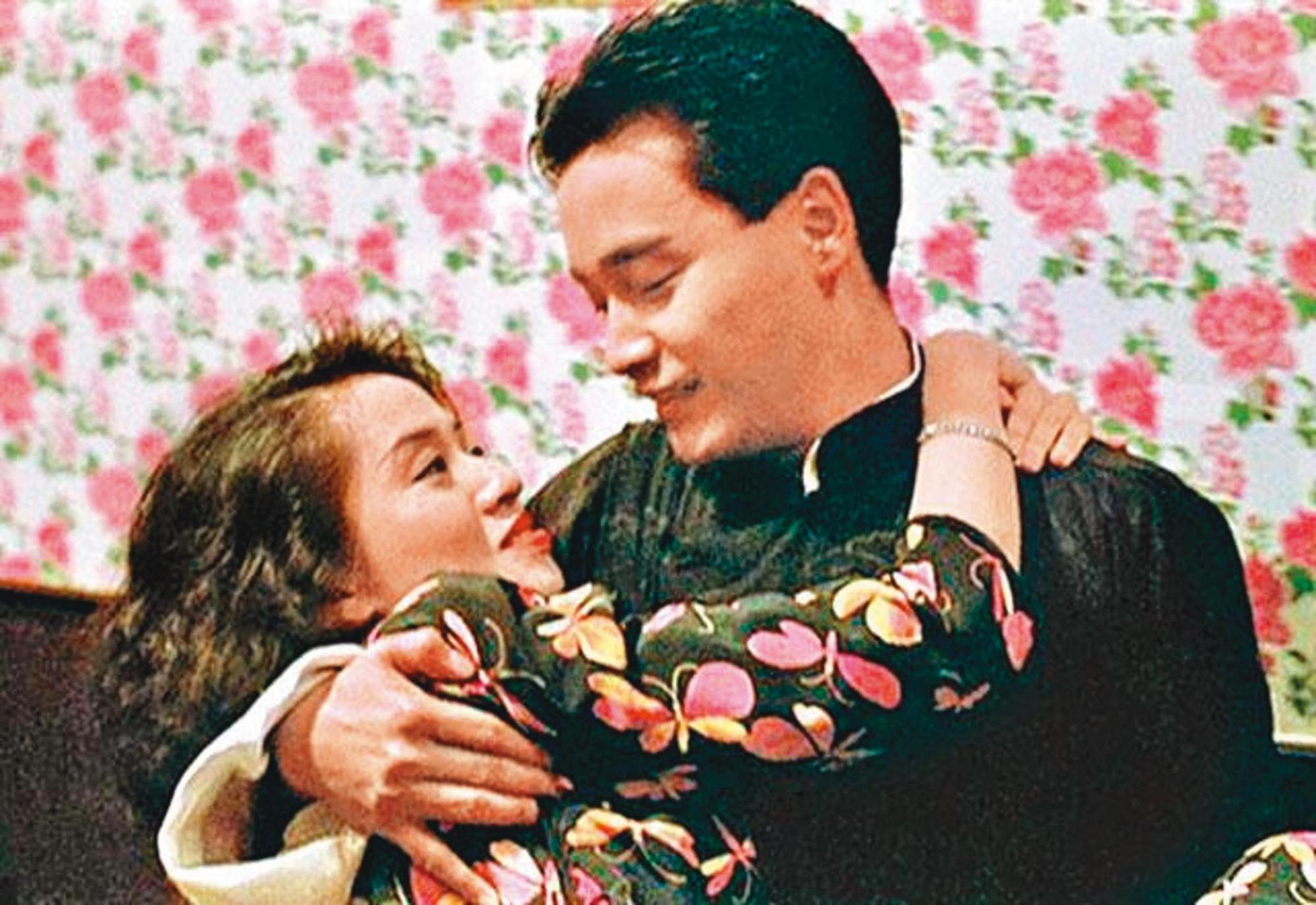 張國榮(右)和梅艷芳(左)主演的《胭脂扣》,是許多粉絲心中的經典名片。