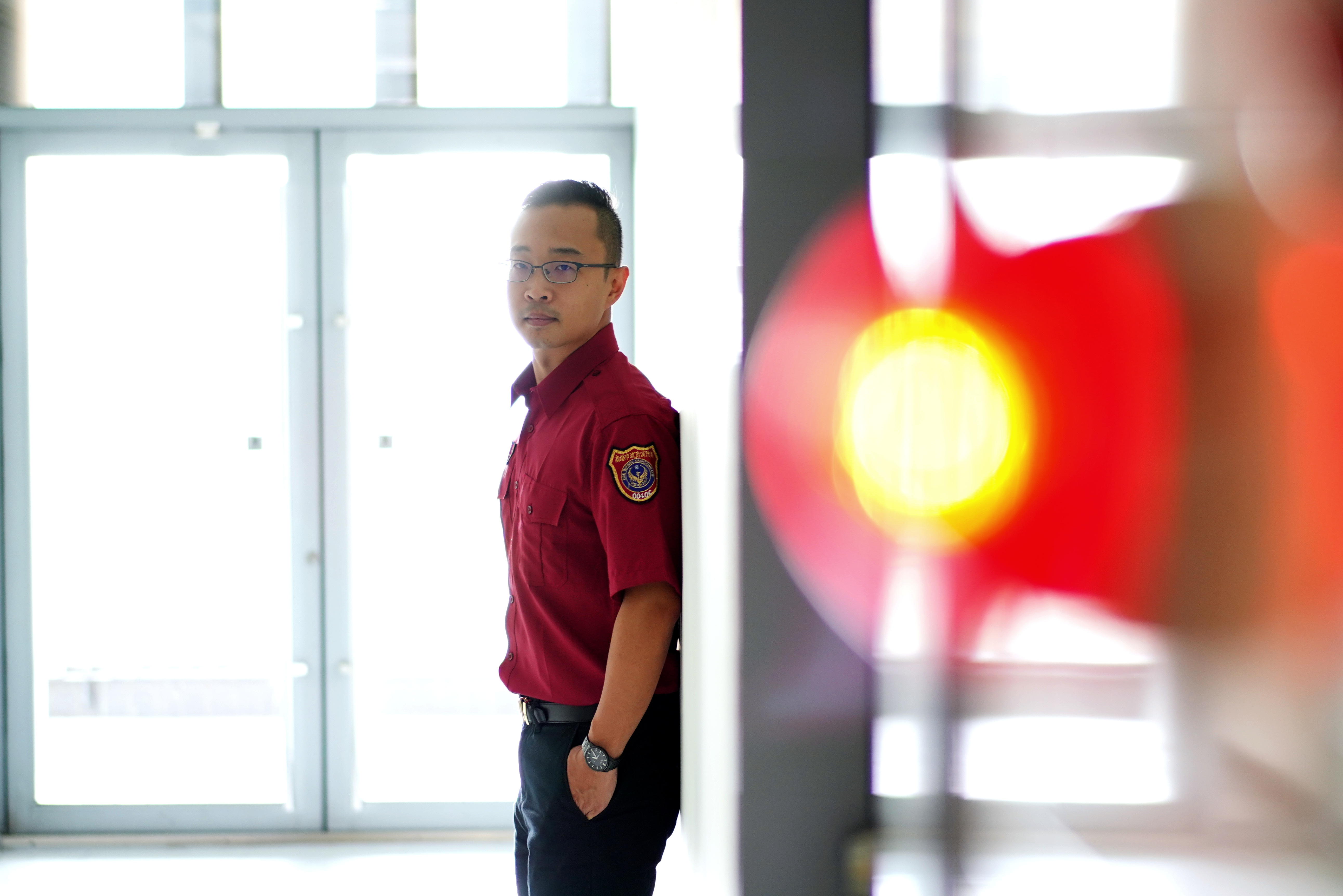 蔡宗翰目前任職高雄市政府消防局，他曾在高雄石化氣爆等重大災難擔任過總指揮官幕僚。 