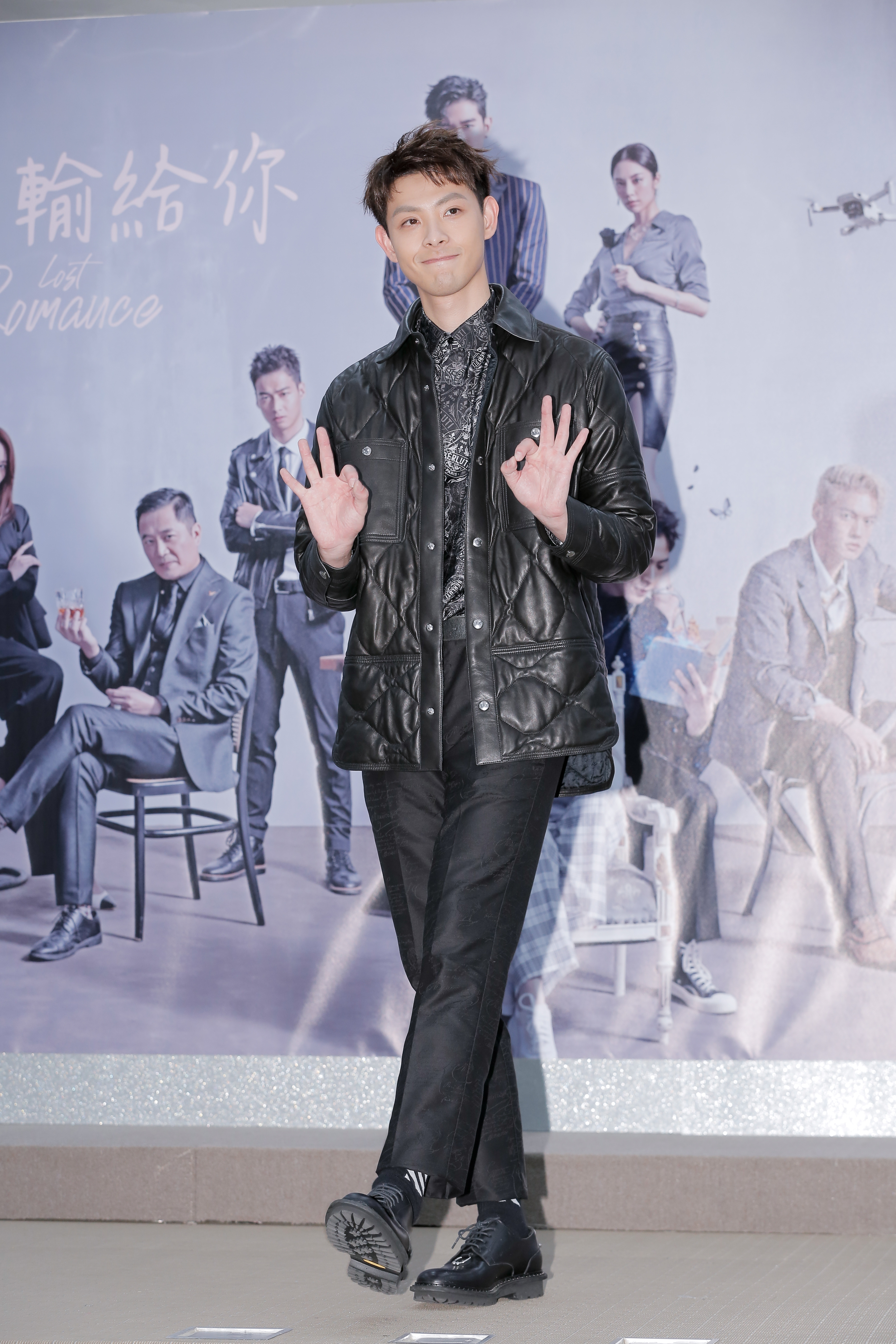 連晨翔（圖）和張立昂合作，努力健身。