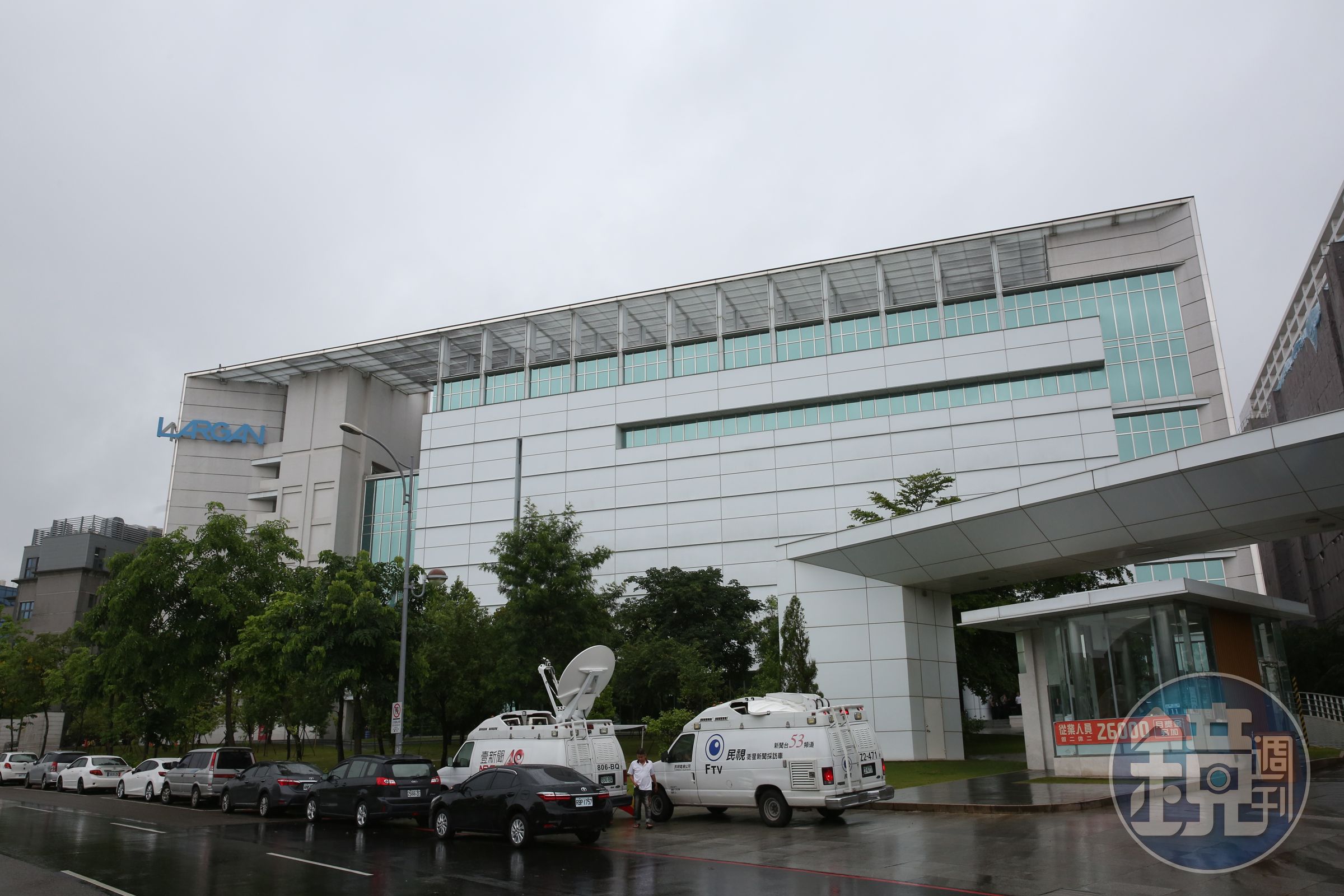 隨著iPhone 12上市時程有譜，大立光可望訂單、專利雙頭賺。