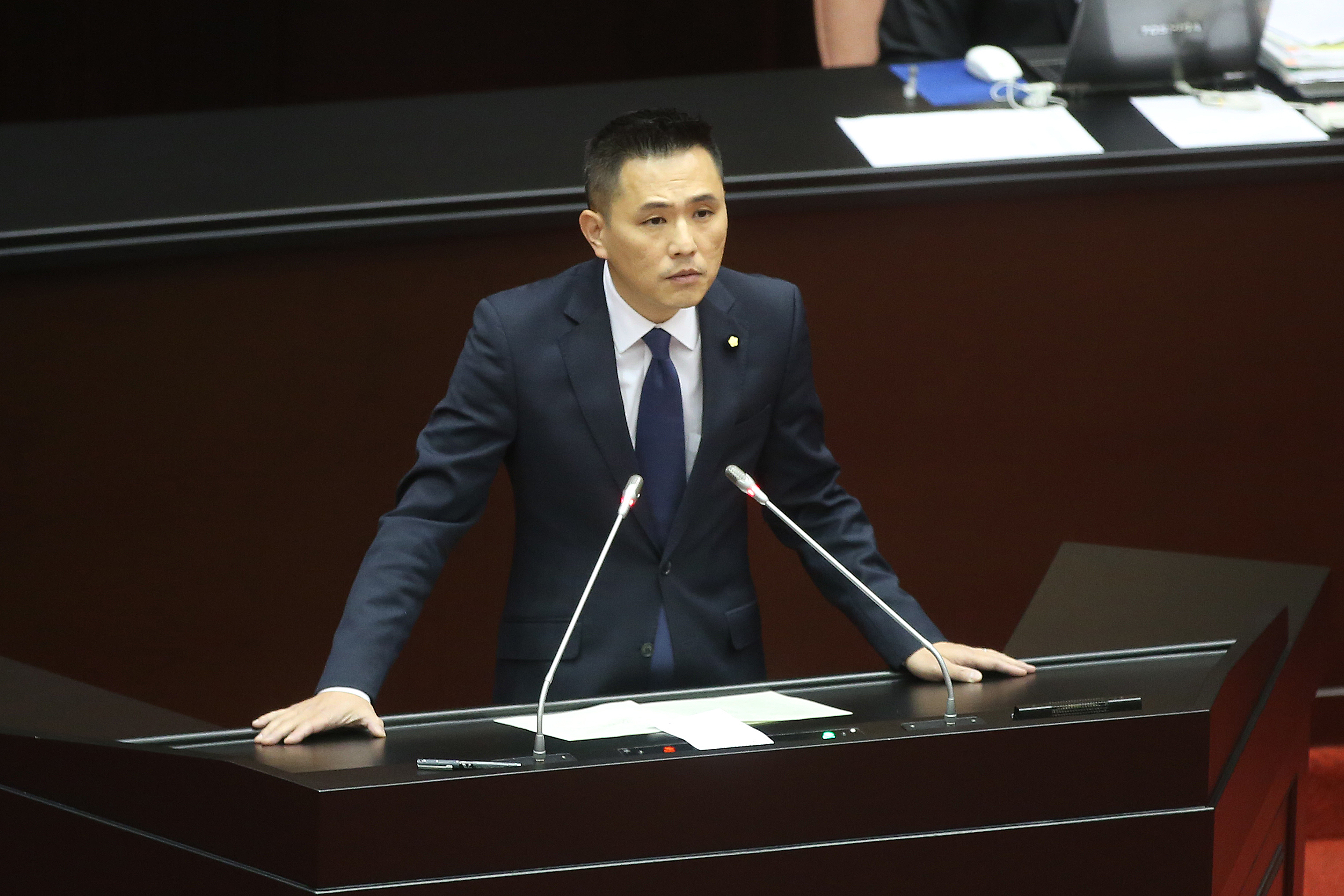 陳以信指百年前日本人將「打狗」改名「高雄」，是希望這座城市「又高又雄」。（本刊資料照）