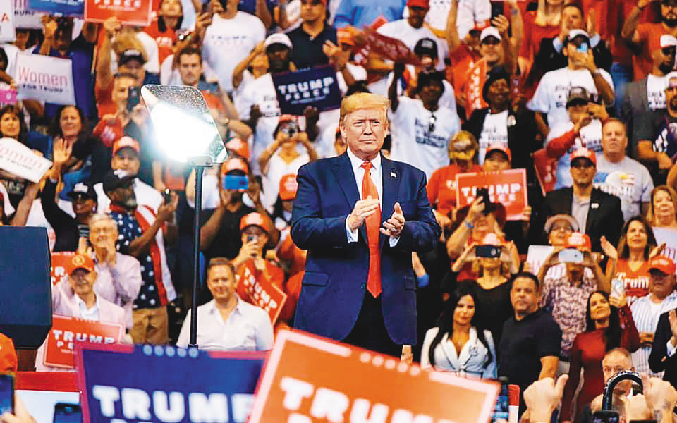 川普的選情及其對中國的態度，是資本市場較大的變數。（翻攝自川普臉書）