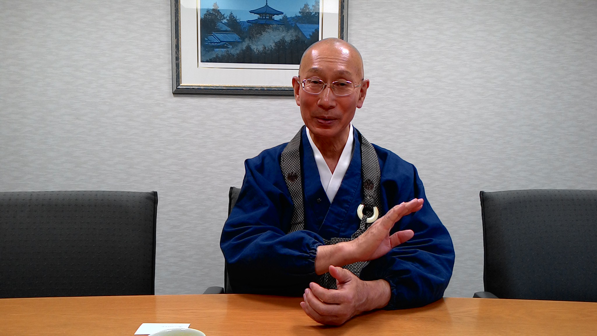 枡野俊明認為，設法維持適度的忙碌，可以祛除煩惱心。