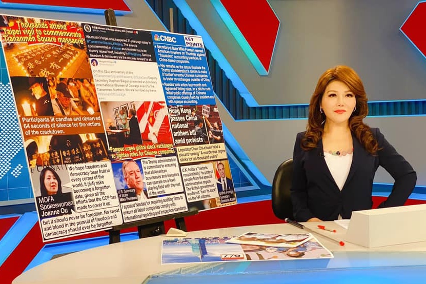 韓國瑜一被罷免就狂嗆民進黨，讓資深主播張雅琴不滿回應「還好把你罷掉了」。（翻攝自張雅琴粉絲專頁）