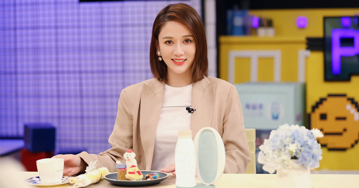 陳喬恩一直被網傳懷孕，但從最近上節目的照片看來，瘦身有進展而且越變越漂亮。(翻攝自陳喬恩微博)