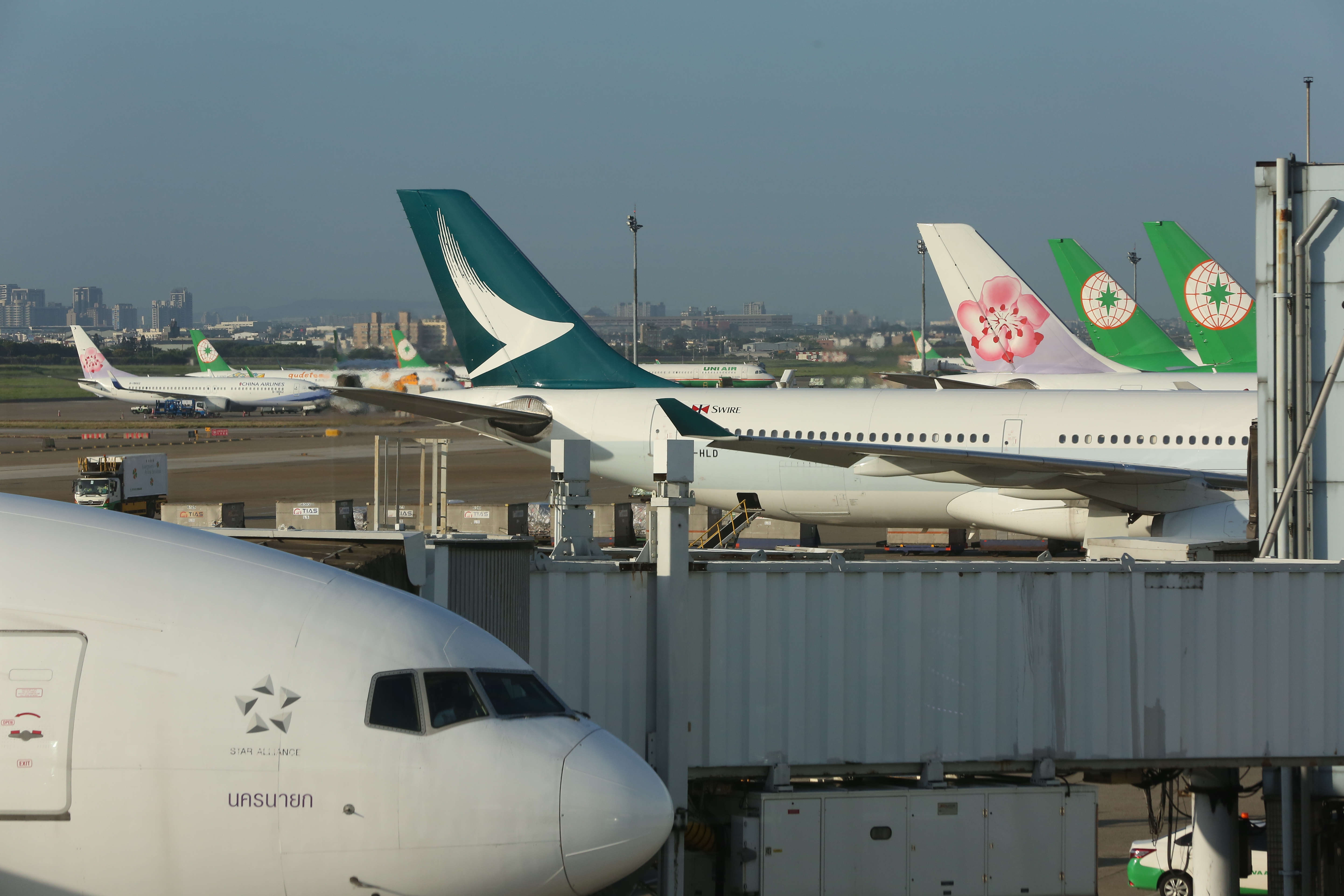 國泰航空公布港幣390億元（約新台幣1,495億元）資本重組計畫，將繼續提供領先全球的優質服務。