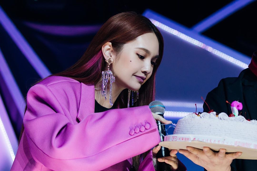 百萬粉專無預警消失，楊丞琳表示已在處理中。（翻攝自楊丞琳IG）