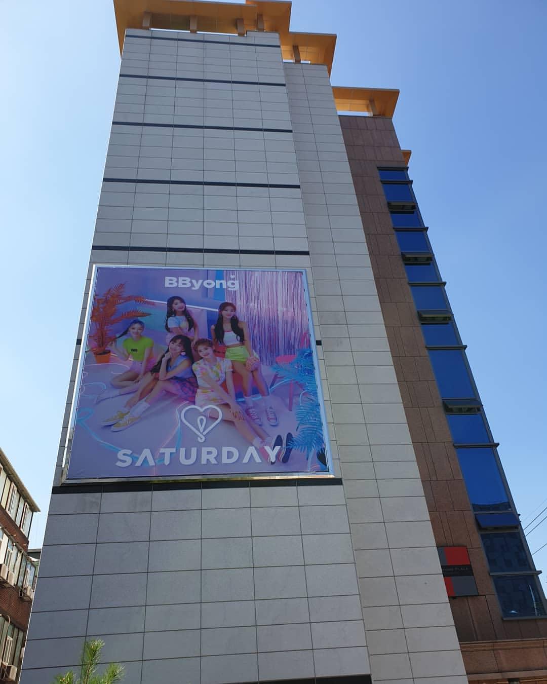 DanDi在2018年推出女團Saturday。(翻攝DanDi IG)