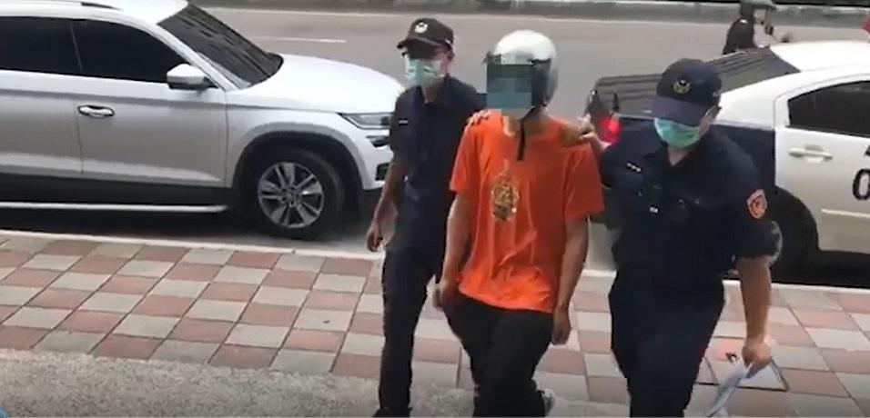 王嫌遭警逮捕並依強制罪送辦。（翻攝畫面）