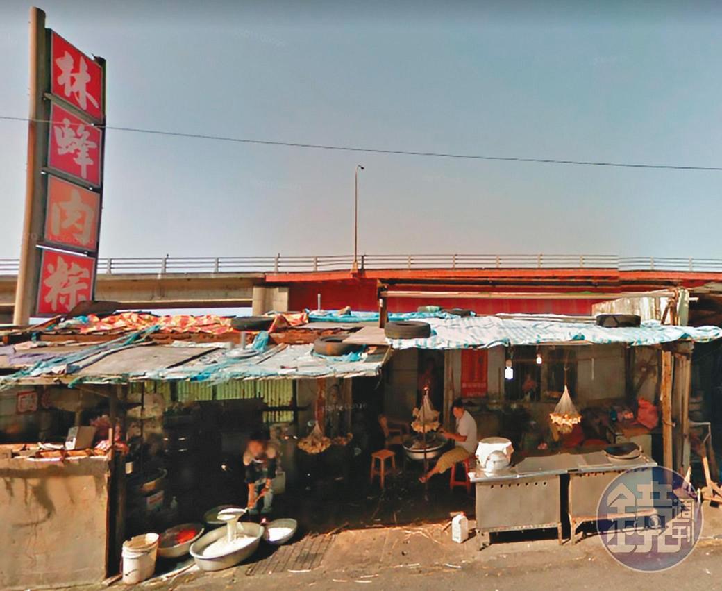 早期林蜂肉粽在十八王公廟前的商店街有店面，但後來因政府整頓遭拆除。（翻攝自Google map）