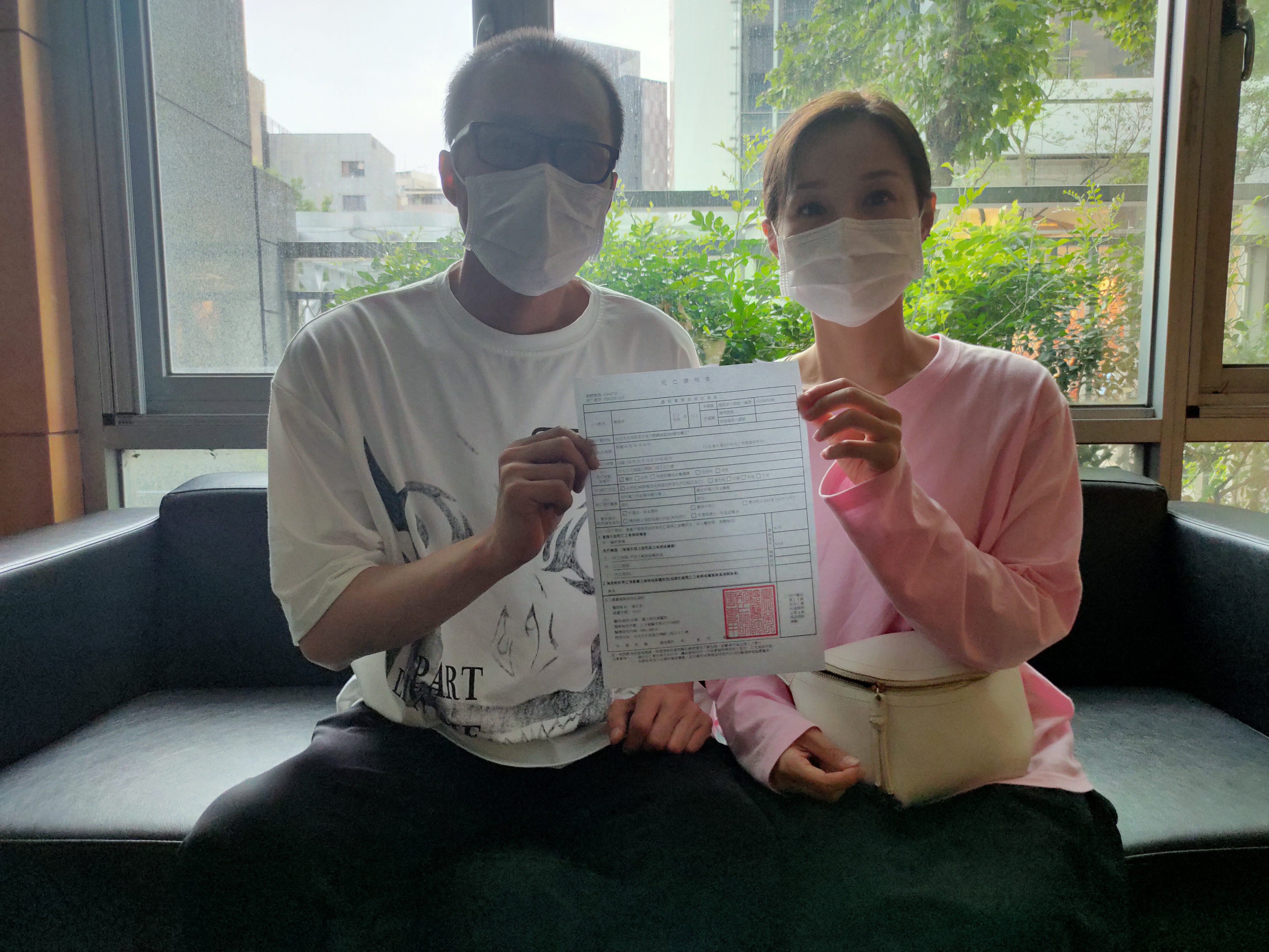 陳姓兄妹控訴，中興醫院未積極作為，母親因此喪命。