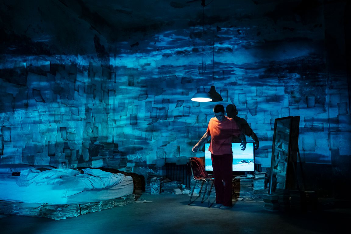 《留給未來的殘影》VR內容與現場舞蹈互相呼應，帶來模糊虛實界線的前衛體驗。（台北電影節提供）