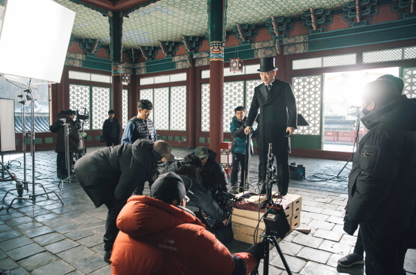 《陽光先生》花費420億韓元製作，但開播前靠版權費已打平成本。（翻攝pressian）