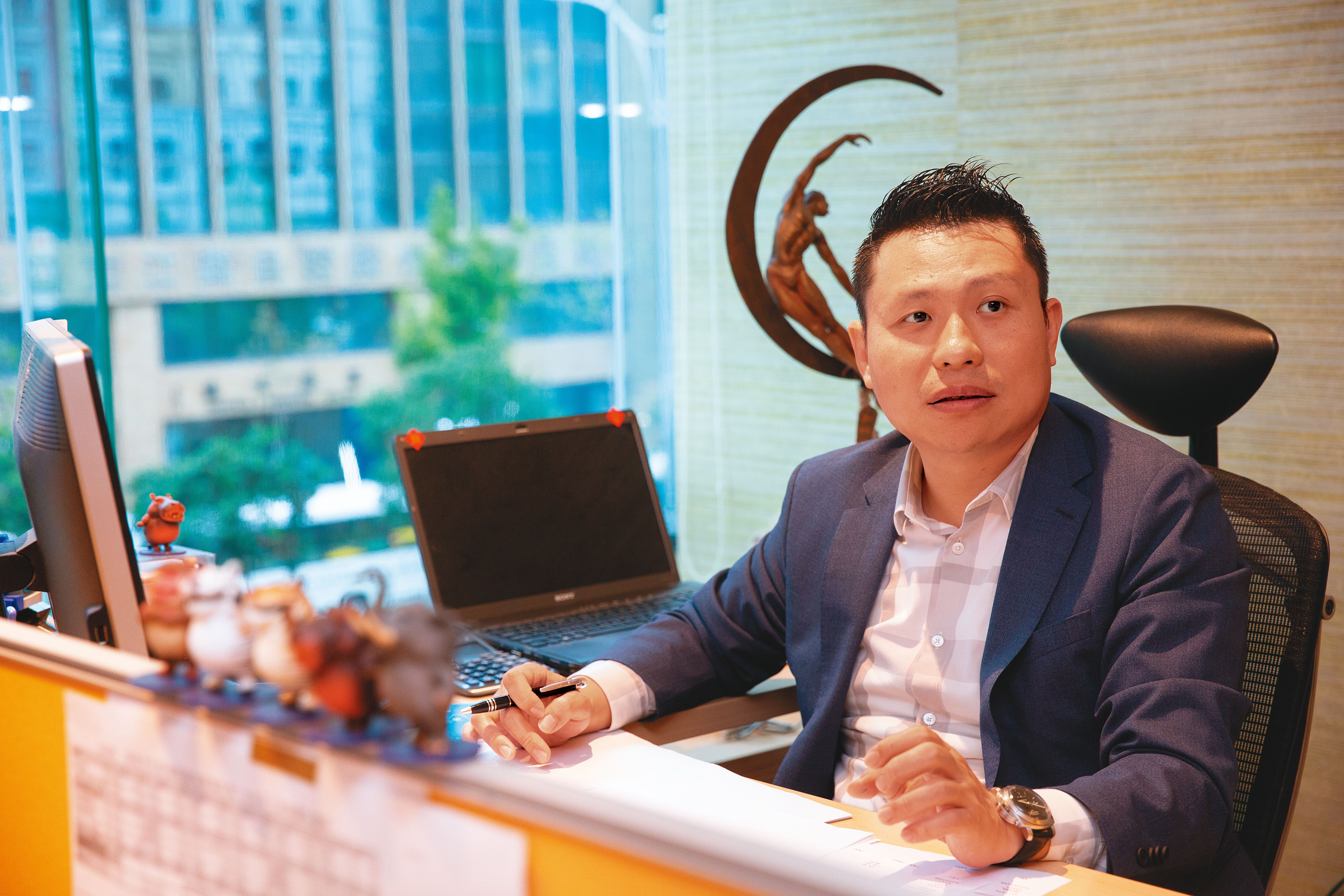 陳弘洲做室內設計起家，跨入餐飲，全因太太是拉拉熊的粉絲。