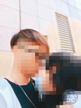 年僅11歲的女童的樂樂（右）遭38歲的李男（左）誘姦，還拍接吻照。（讀者提供）