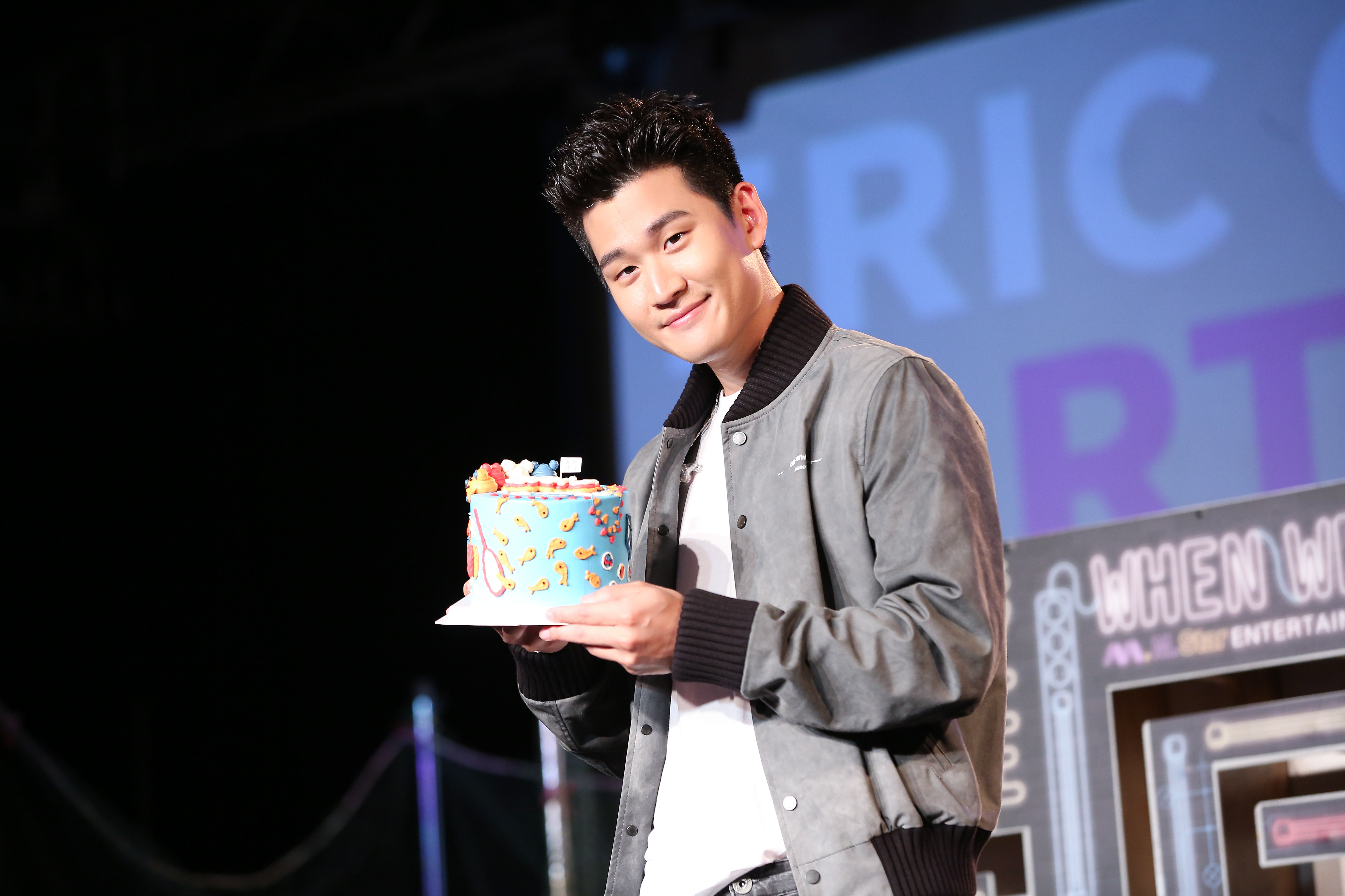 周興哲生日願望是希望疫情趕快過去!