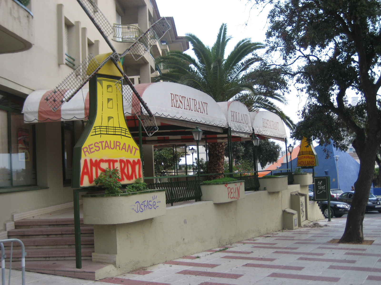 歐盟不少國家自6月15日起開始對其他成員國開放邊界，圖為西班牙觀光區。（By Maarten Sepp）