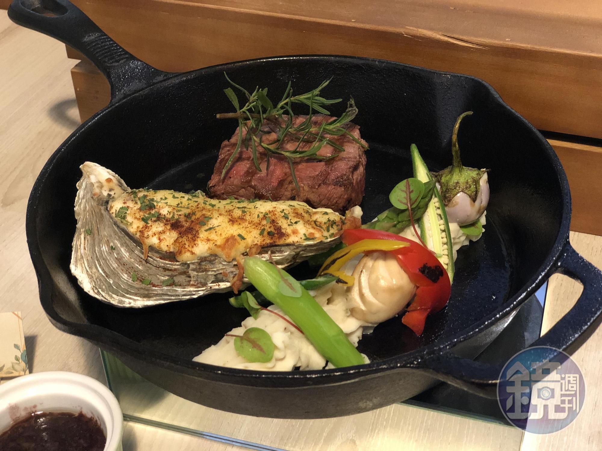 海陸拼盤的排餐選擇,有焗烤生蠔和牛排。(820元/份)