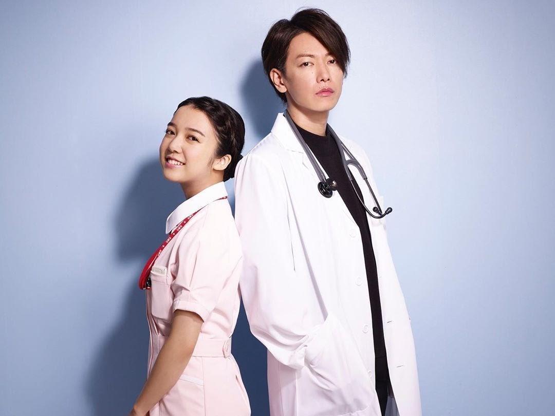 22歲上白石萌音(左)和佐藤健搭檔演出《戀愛可以持續到天長地久》人氣暴漲。(翻攝自上白石萌音IG)