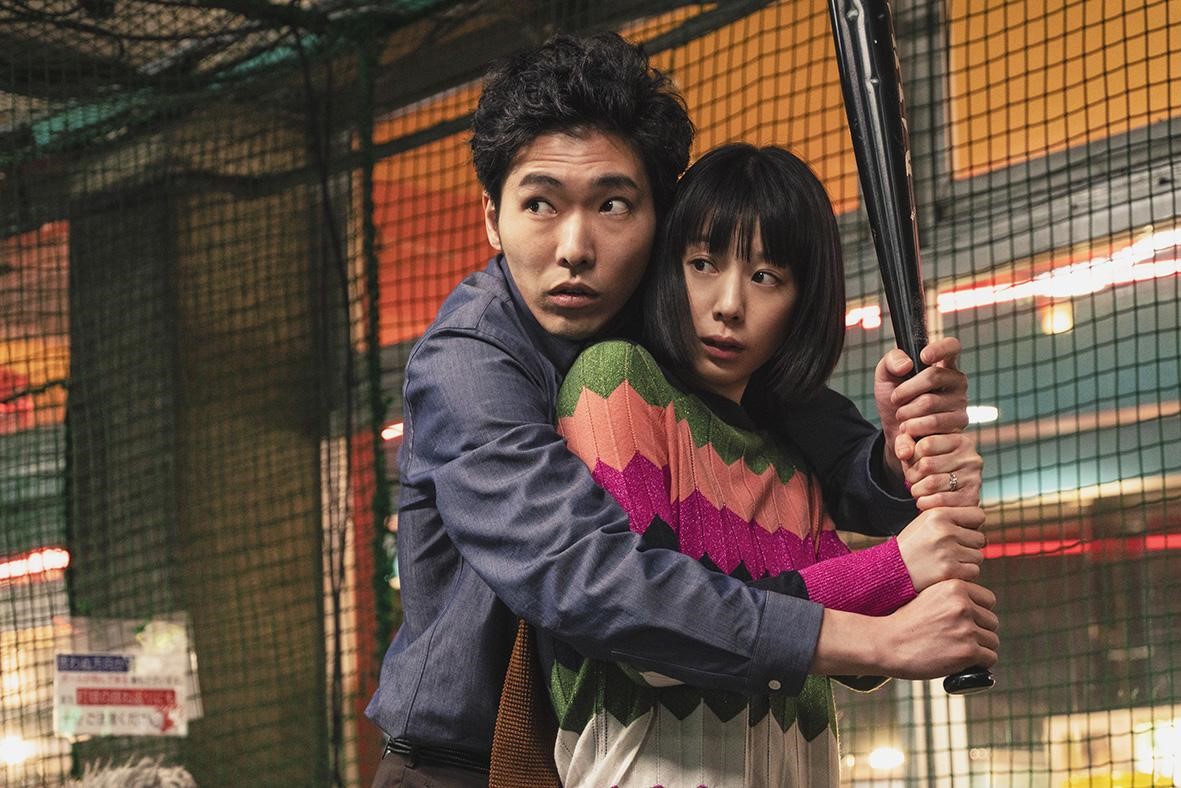 《 慾火烈愛》改編自直木賞作家島本理生的小說《Red》,演技派演員柄本佑(左)也參與演出,右為夏帆。(中影提供)