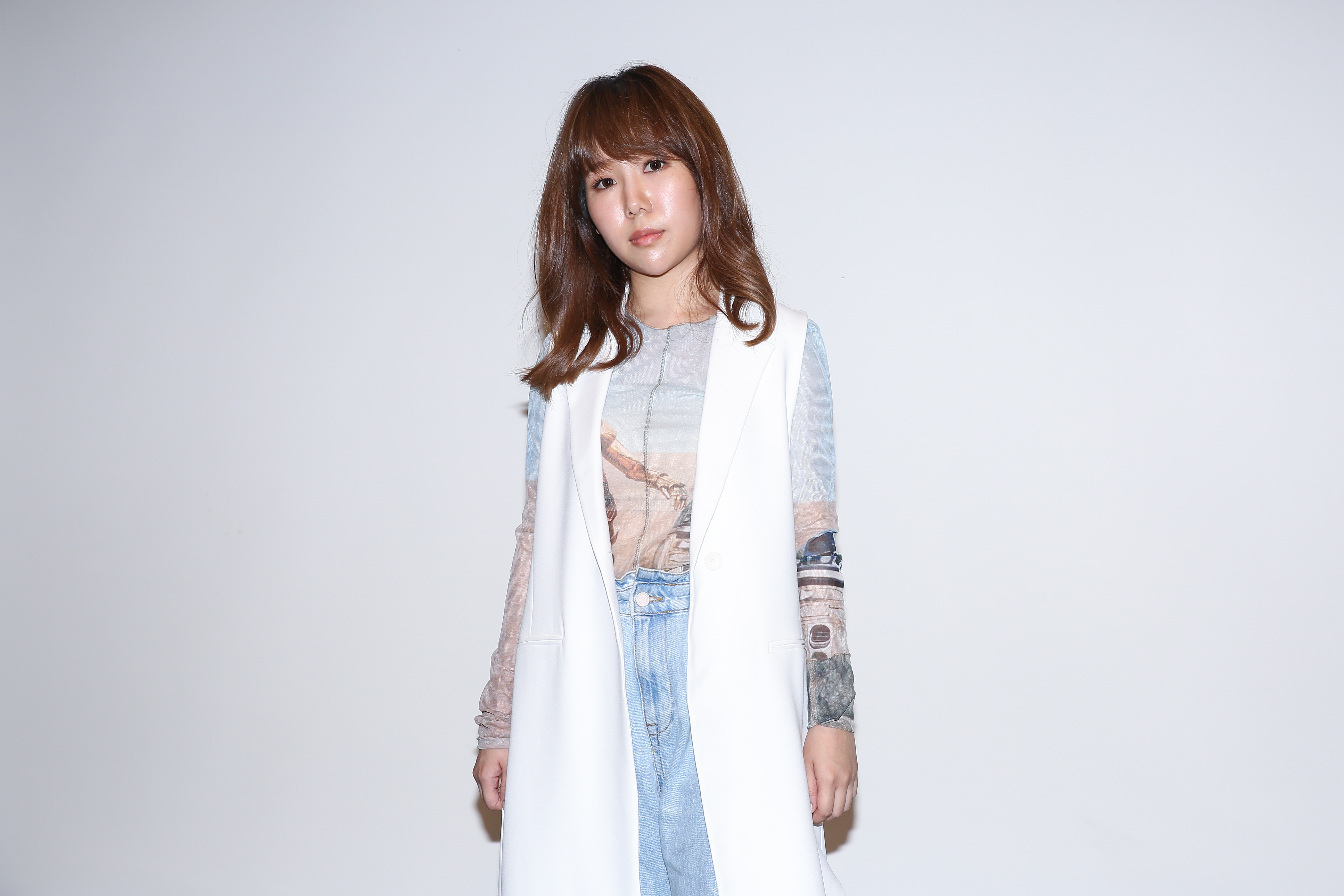 新加坡歌手魏妙如推出EP《克拉夫拉的寂寞》。