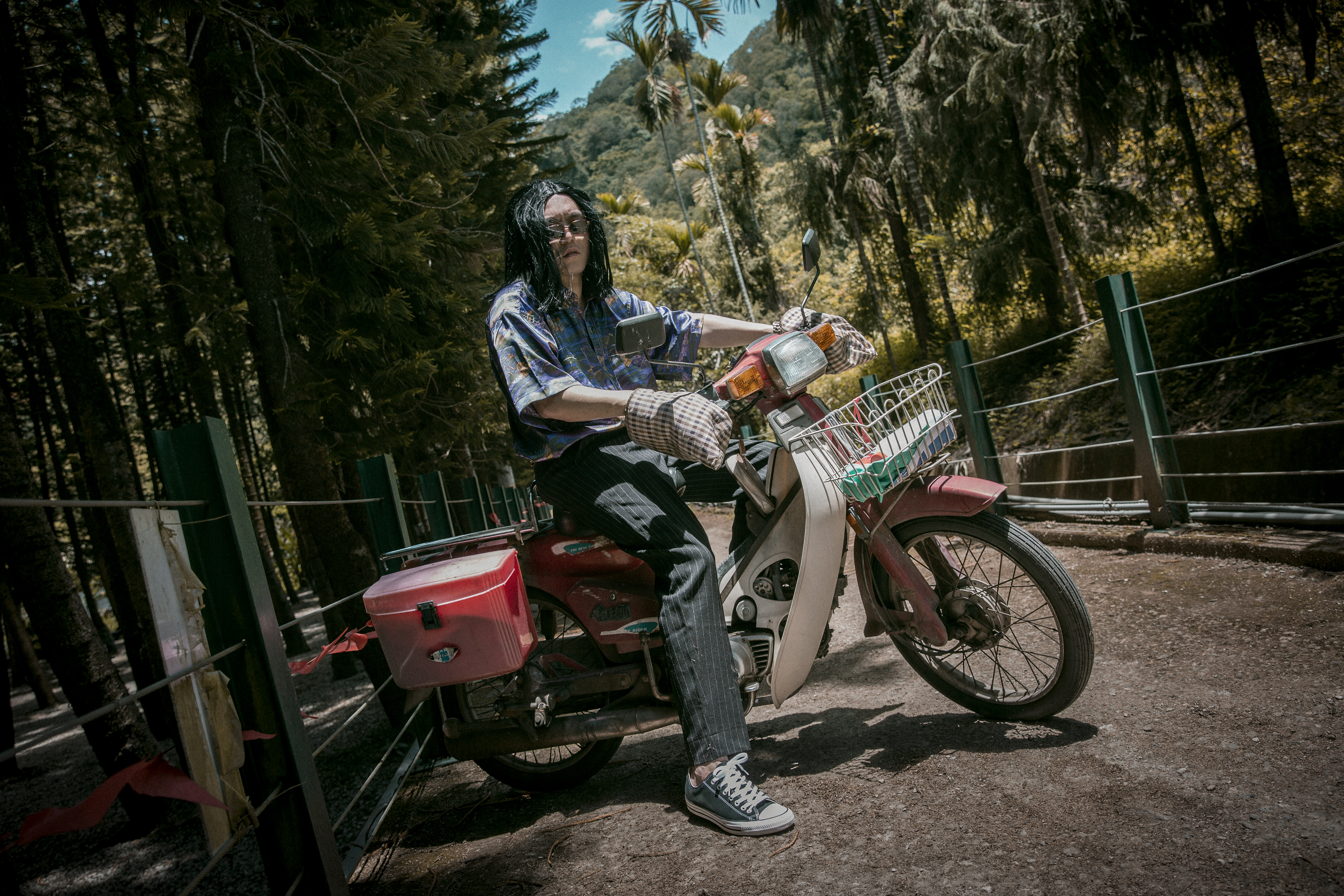 玖壹壹今推新單曲〈邊緣人〉,最終想傳達的是關心身旁的好朋友。(混血兒娛樂提供)